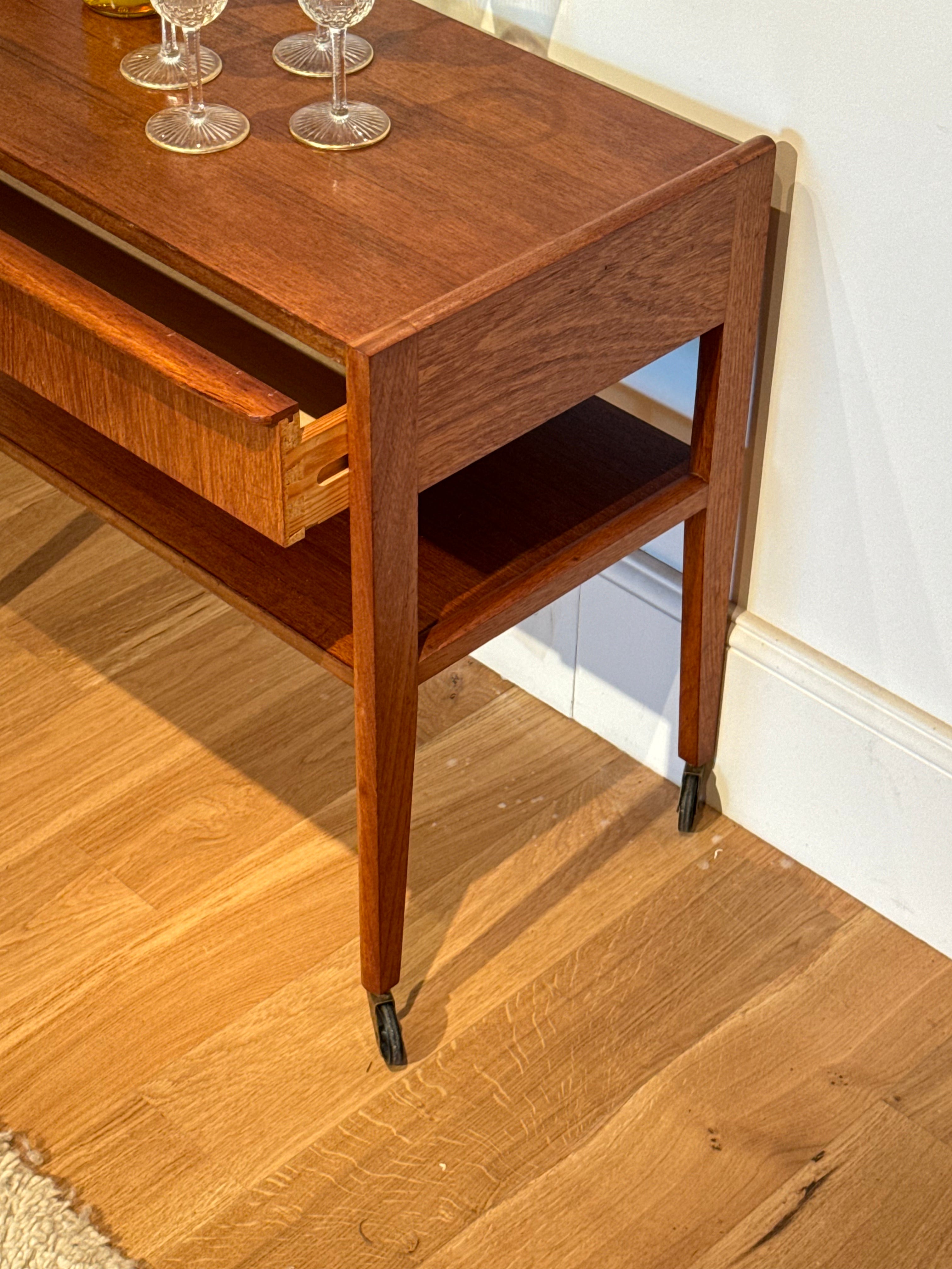 Desserte scandinave vintage en teck "Sofie"