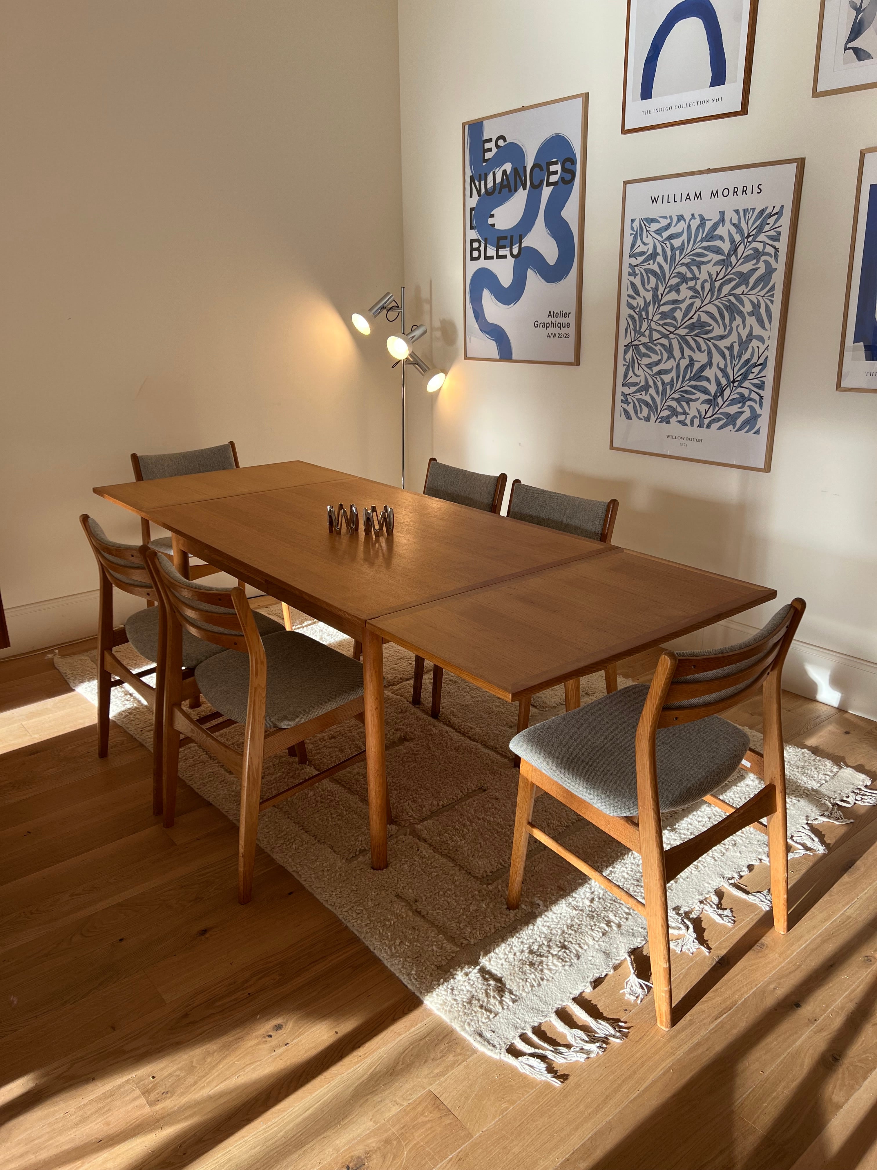 Table de salle à manger scandinave vintage extensible en chêne "Anneli"