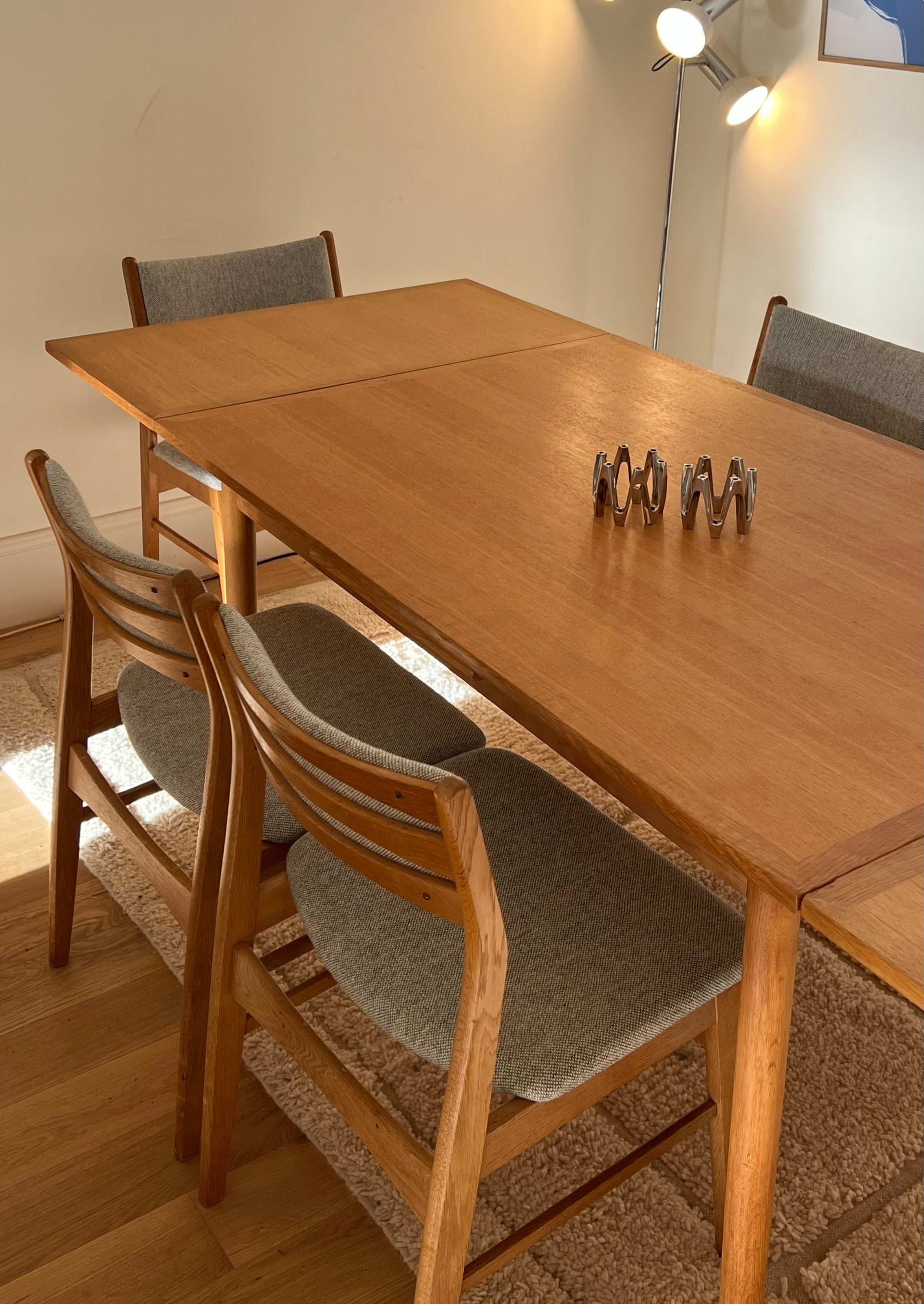 Table de salle à manger scandinave vintage extensible en chêne "Anneli"