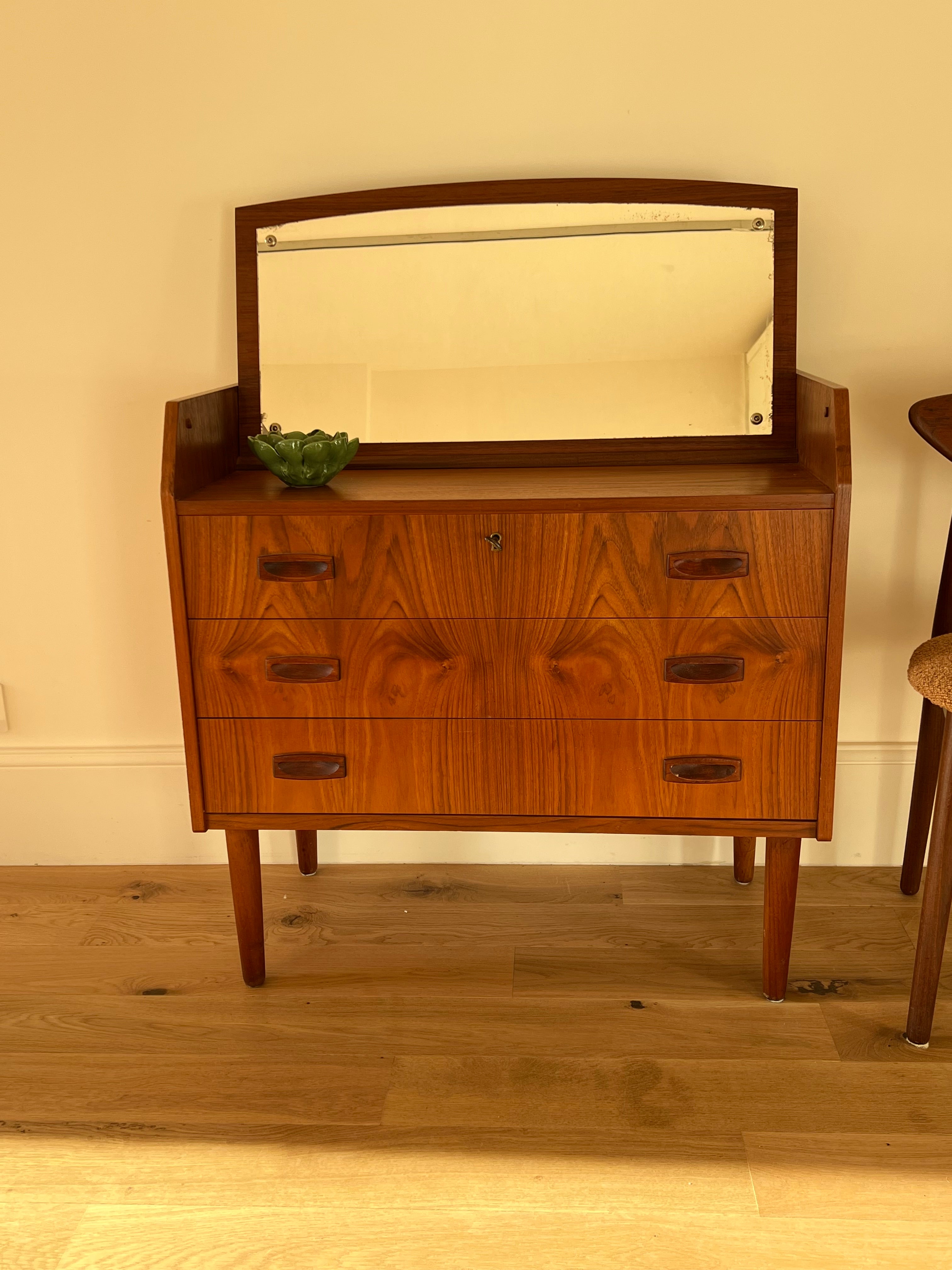 Coiffeuse scandinave vintage « Mathilde»