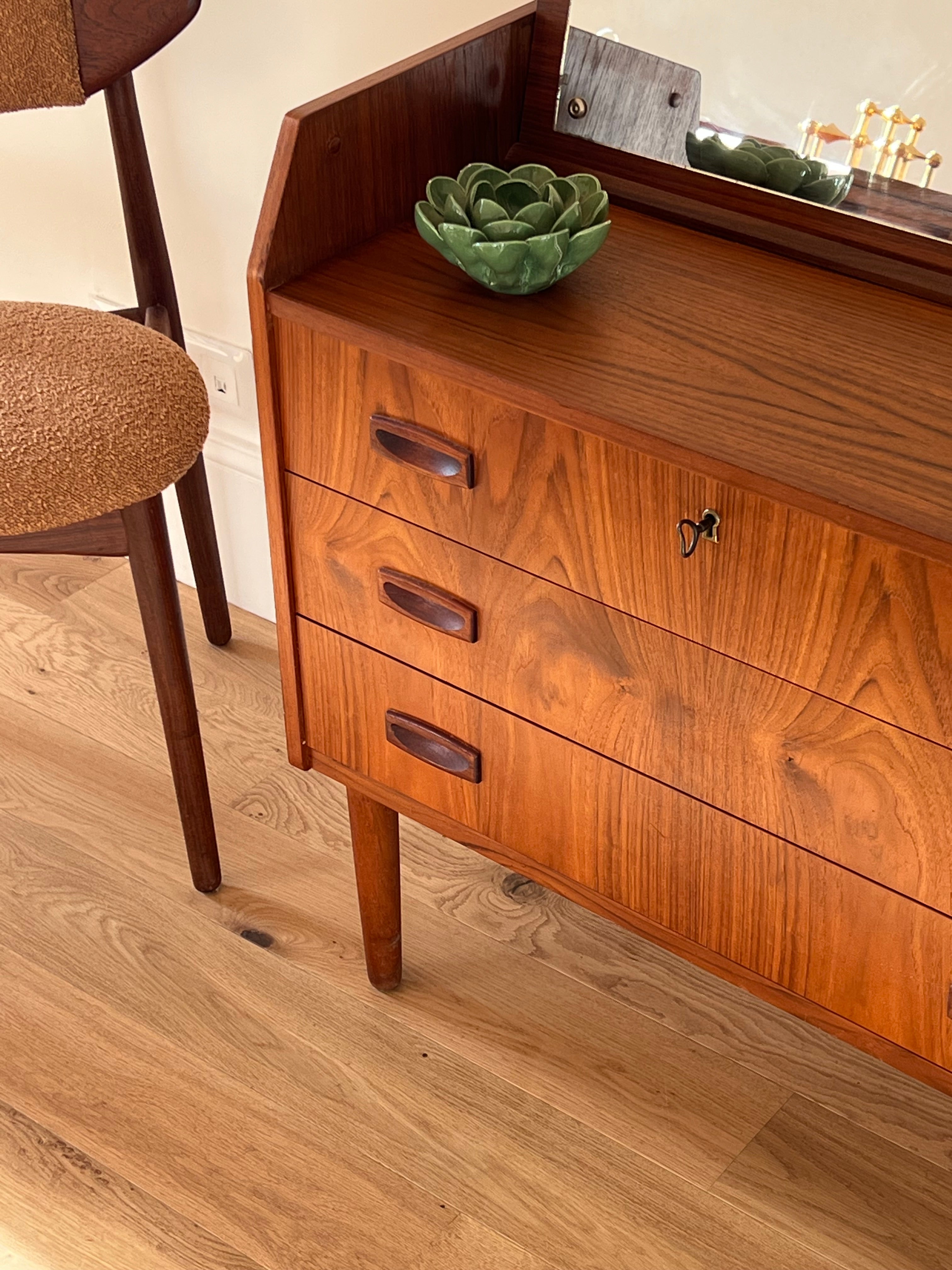 Coiffeuse scandinave vintage « Mathilde»