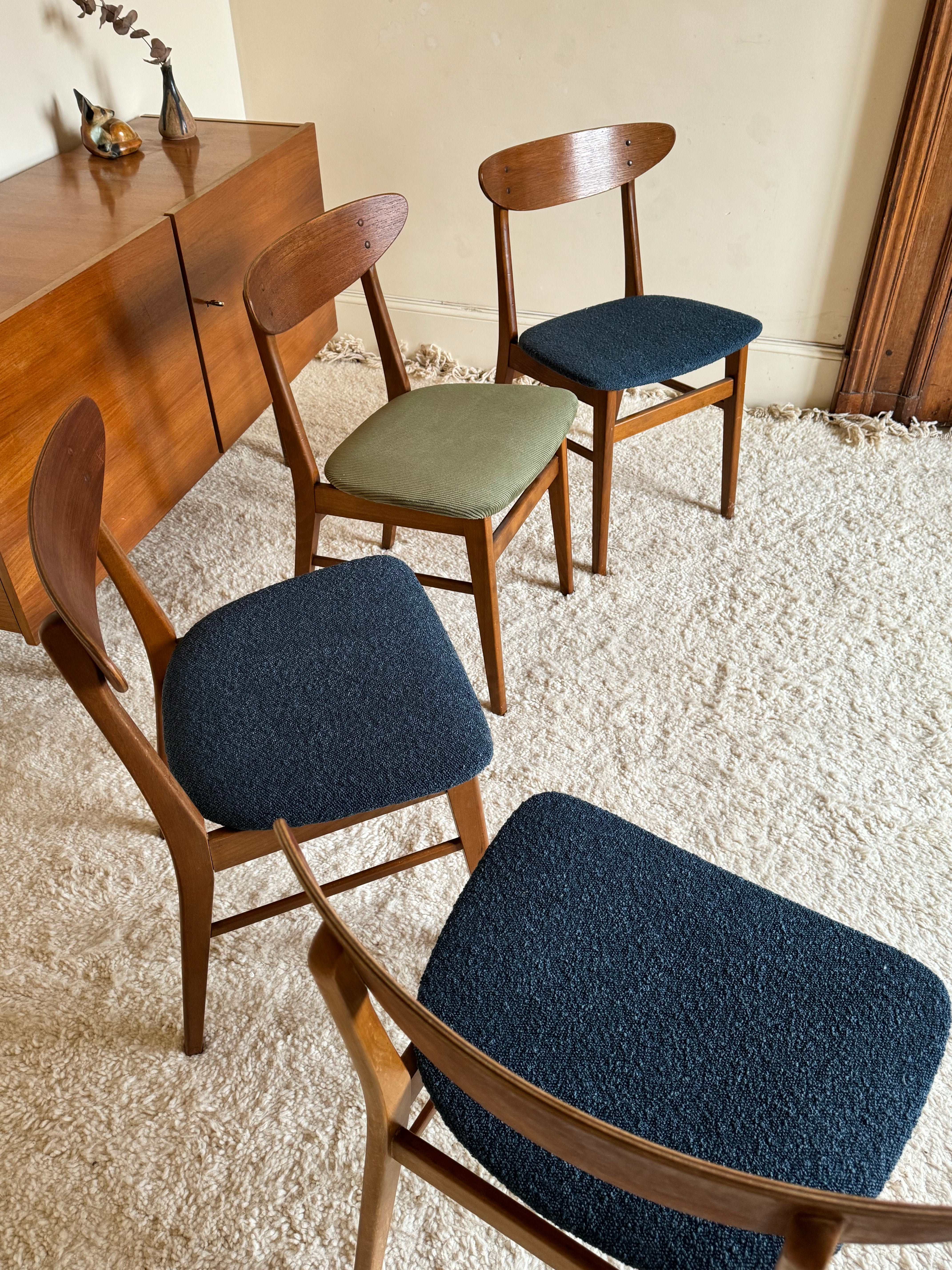 Précommande | Chaises scandinaves vintage Farstrup 210 "Alma" personnalisables