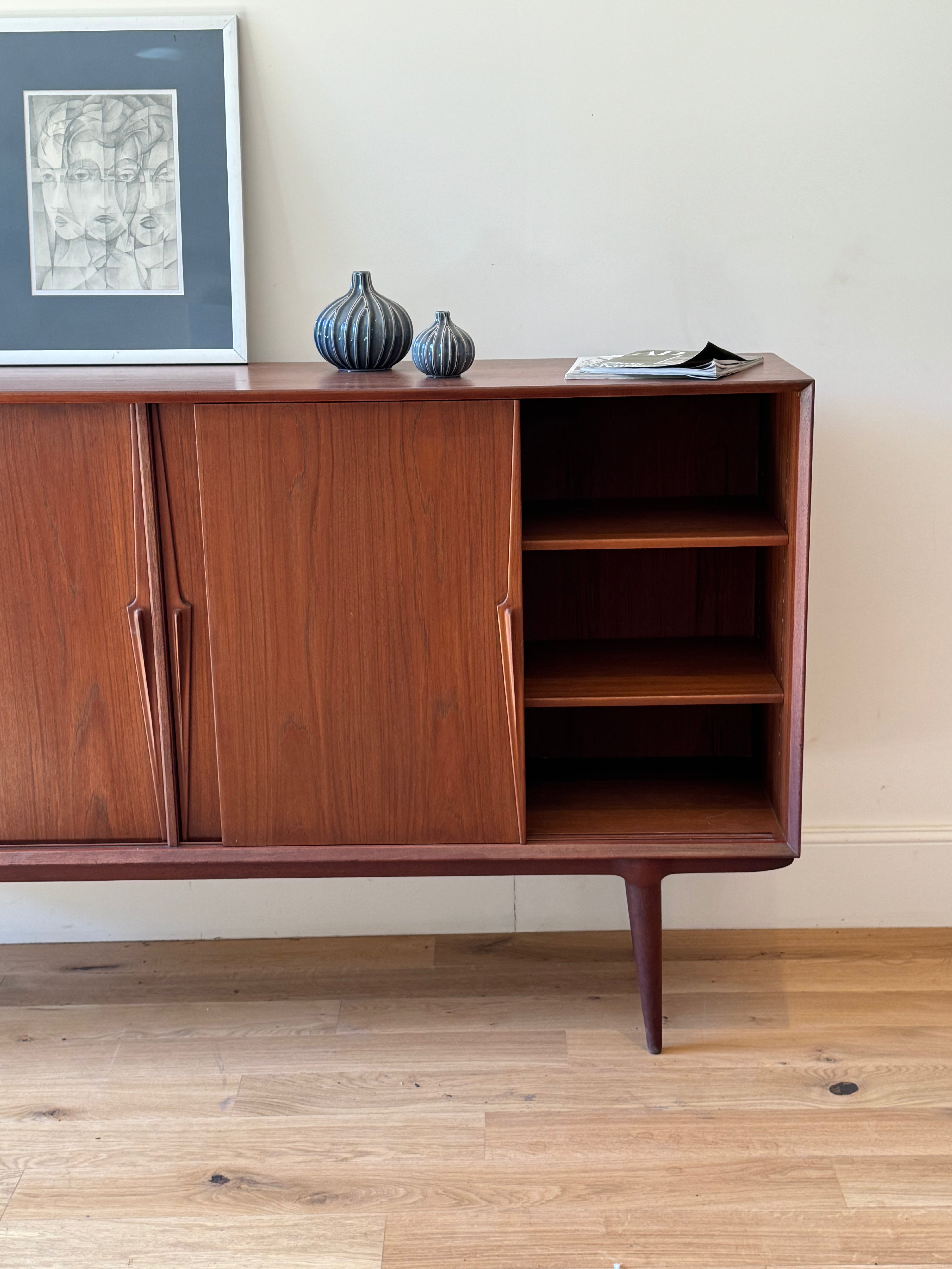 Enfilade scandinave vintage en teck Omann Jun - modèle 19