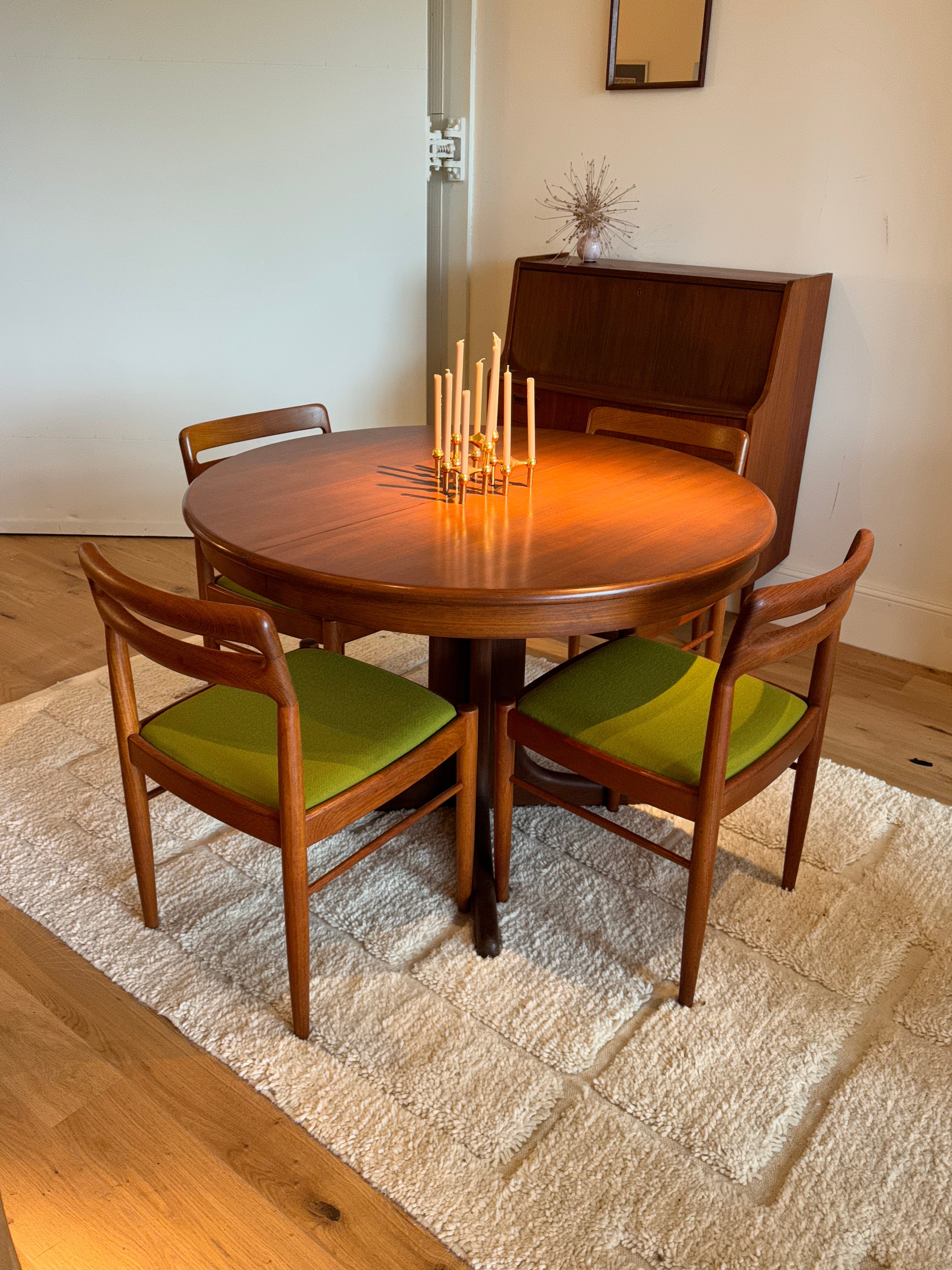 Table de salle à manger scandinave vintage ronde extensible Baumann, 1970