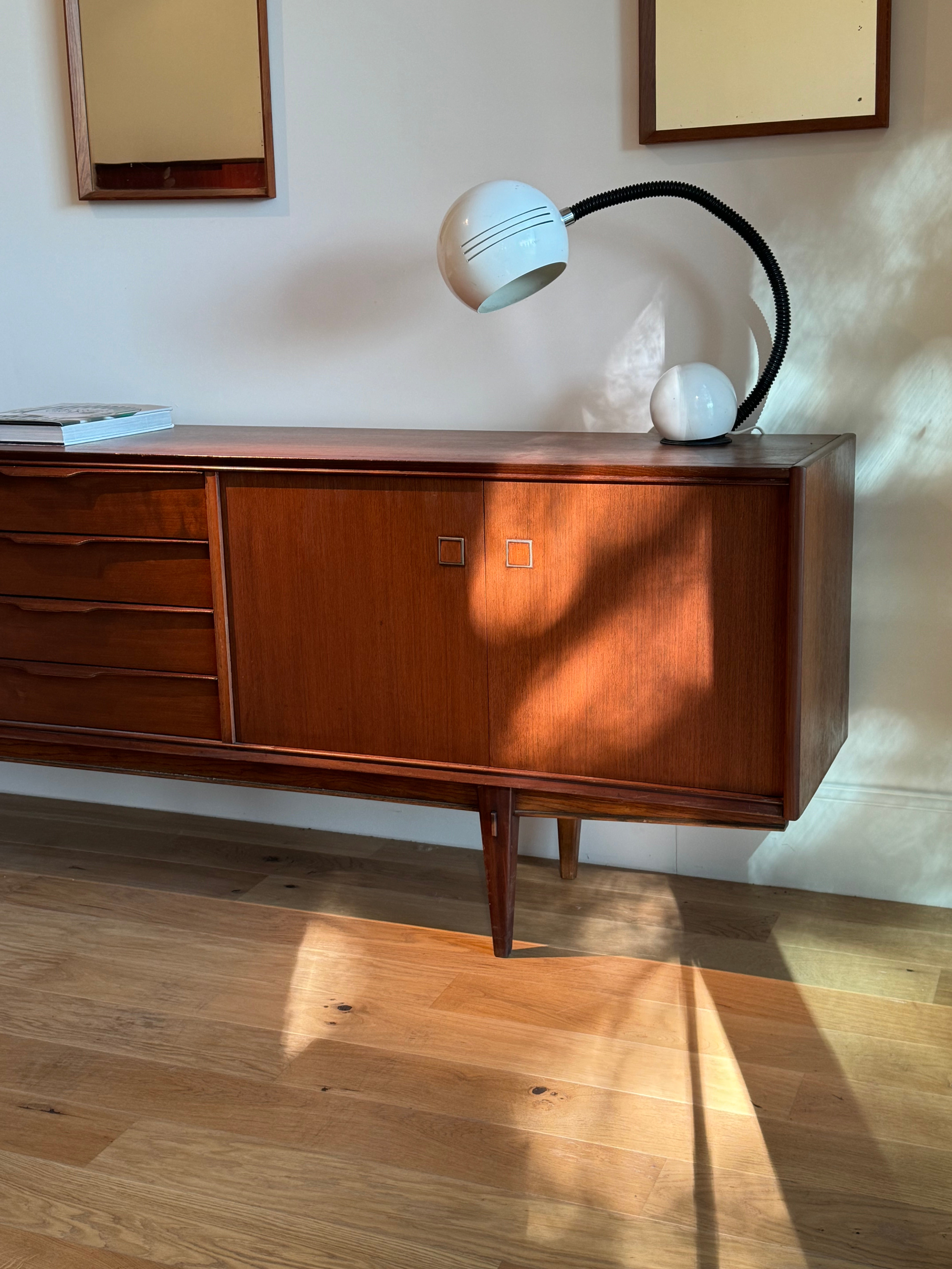 Enfilade scandinave vintage en teck années 1960 "Smilla"