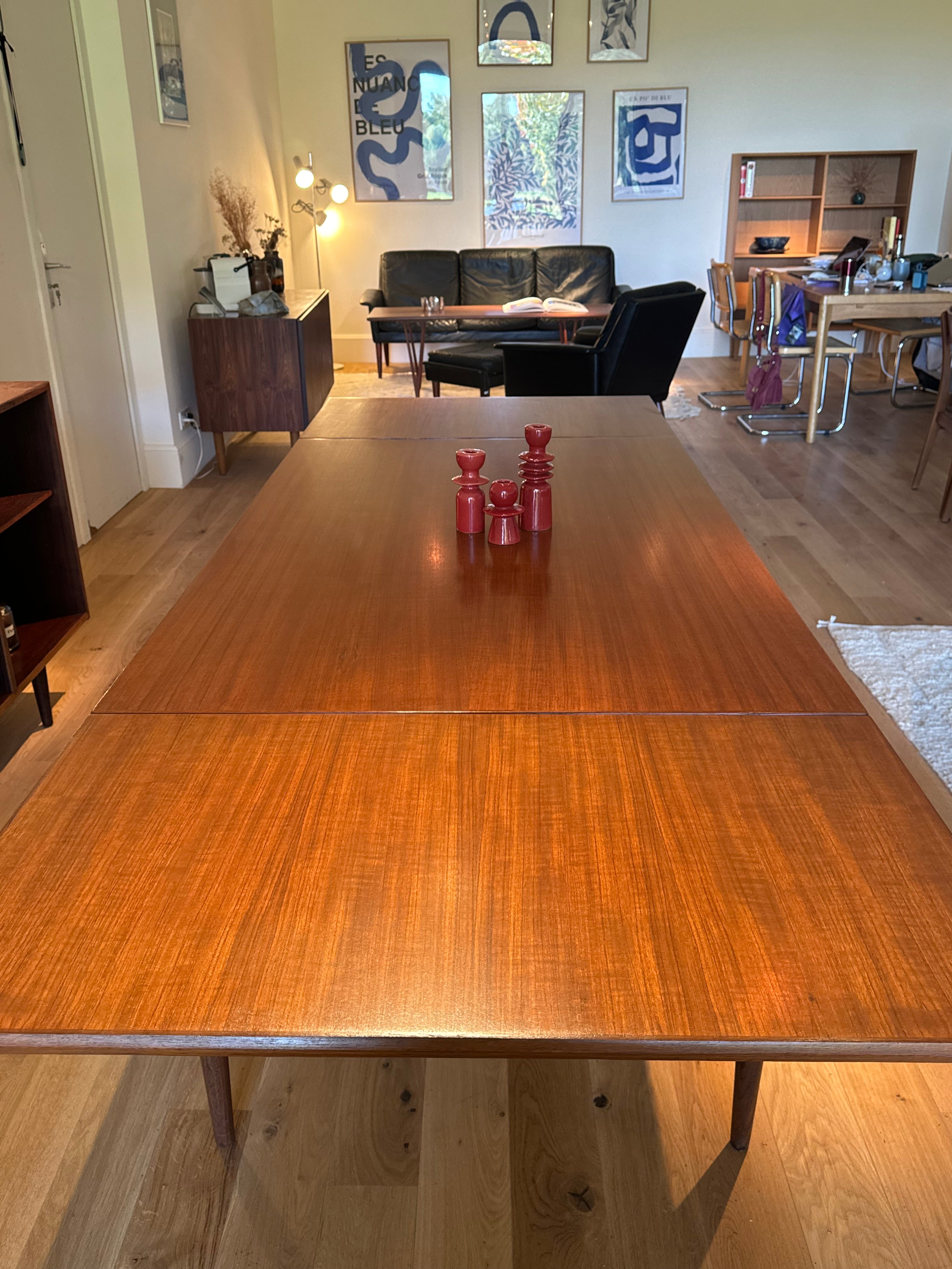 Table de salle à manger scandinave vintage extensible en teck "Fiella"
