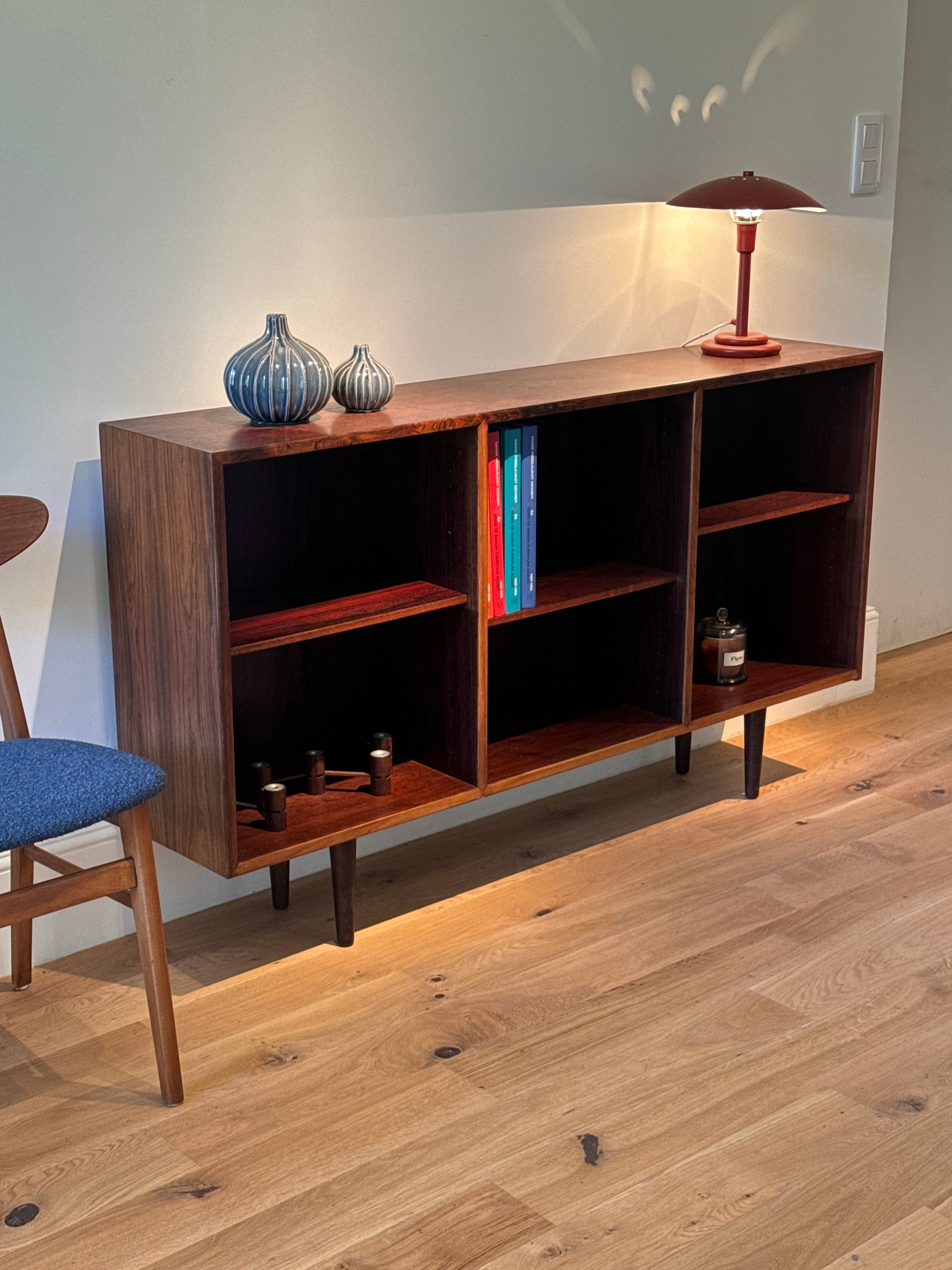 Bibliothèque scandinave vintage en palissandre "Elina"