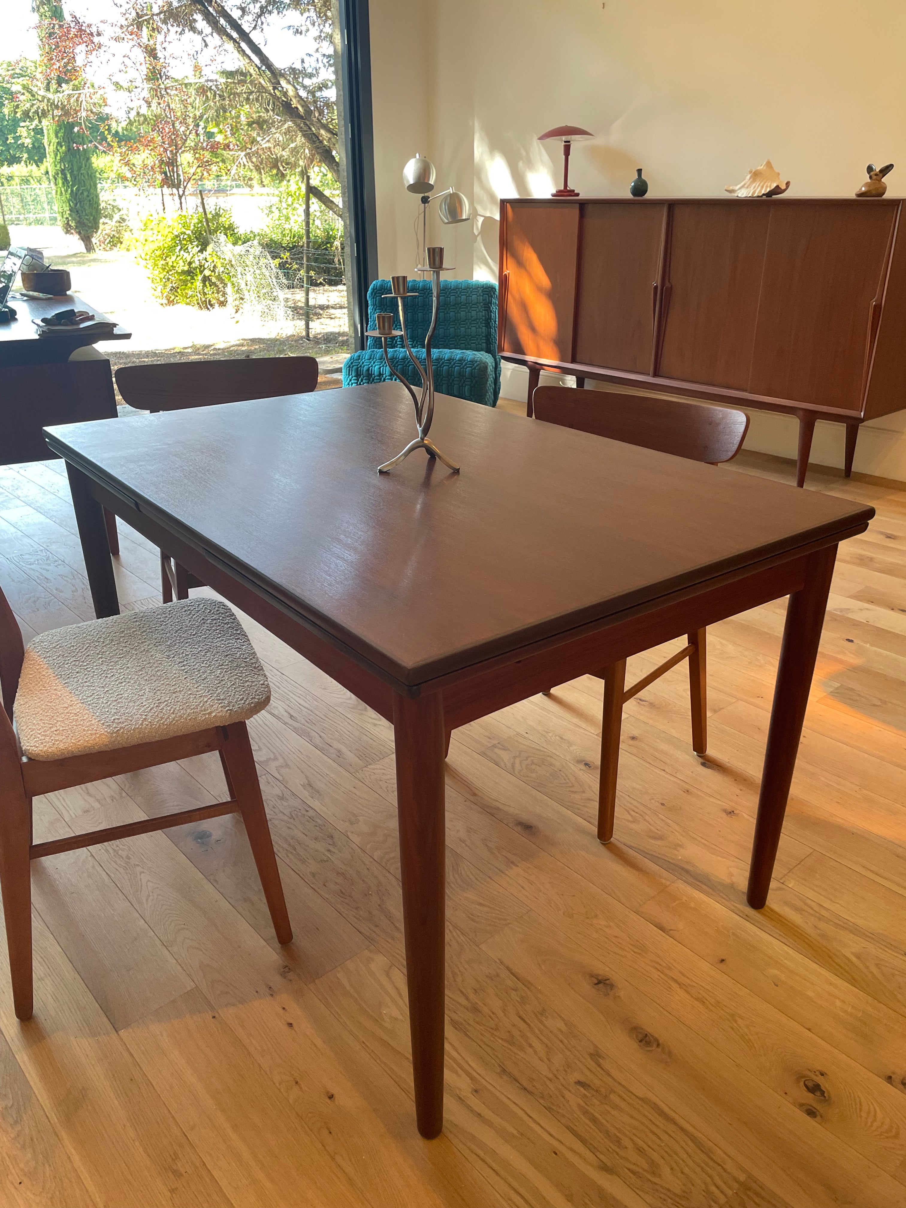 Table scandinave vintage en teck extensible "Ida"