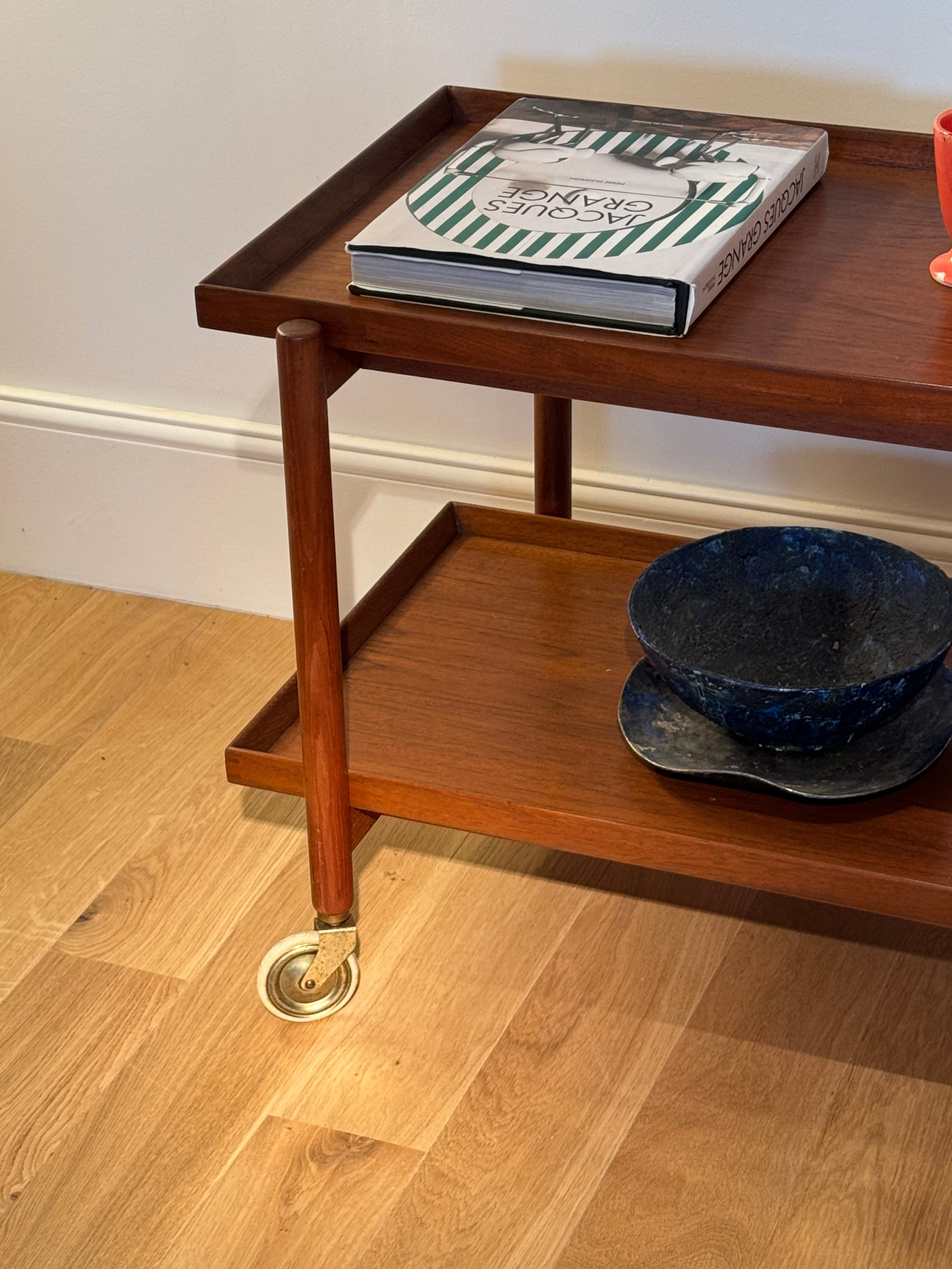 Desserte scandinave vintage "Mette" en teck