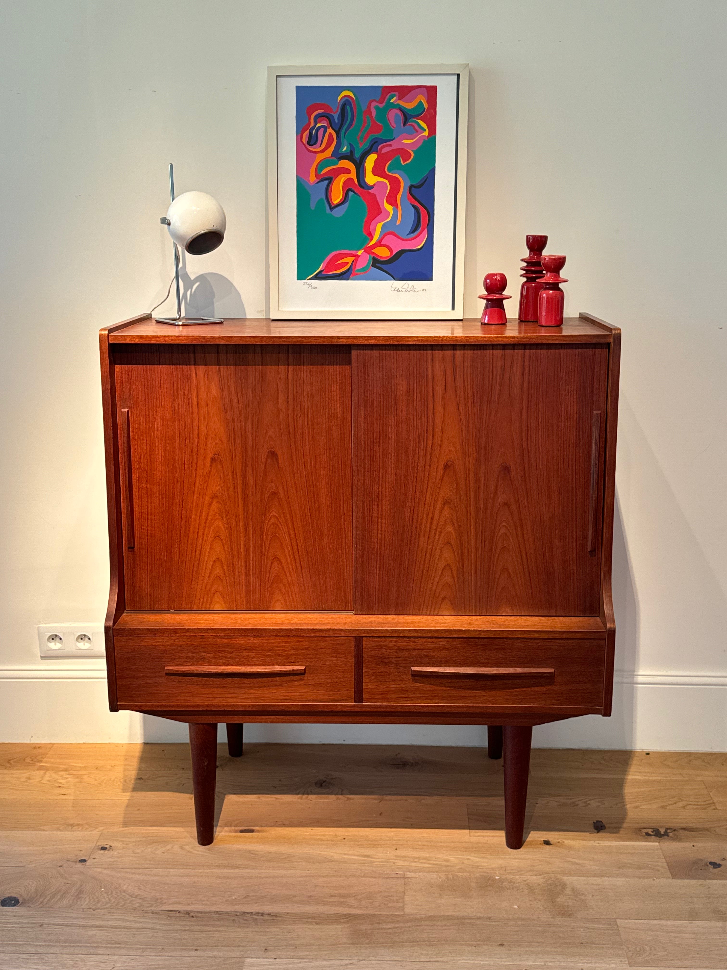 Petit buffet scandinave vintage en teck "Mads"