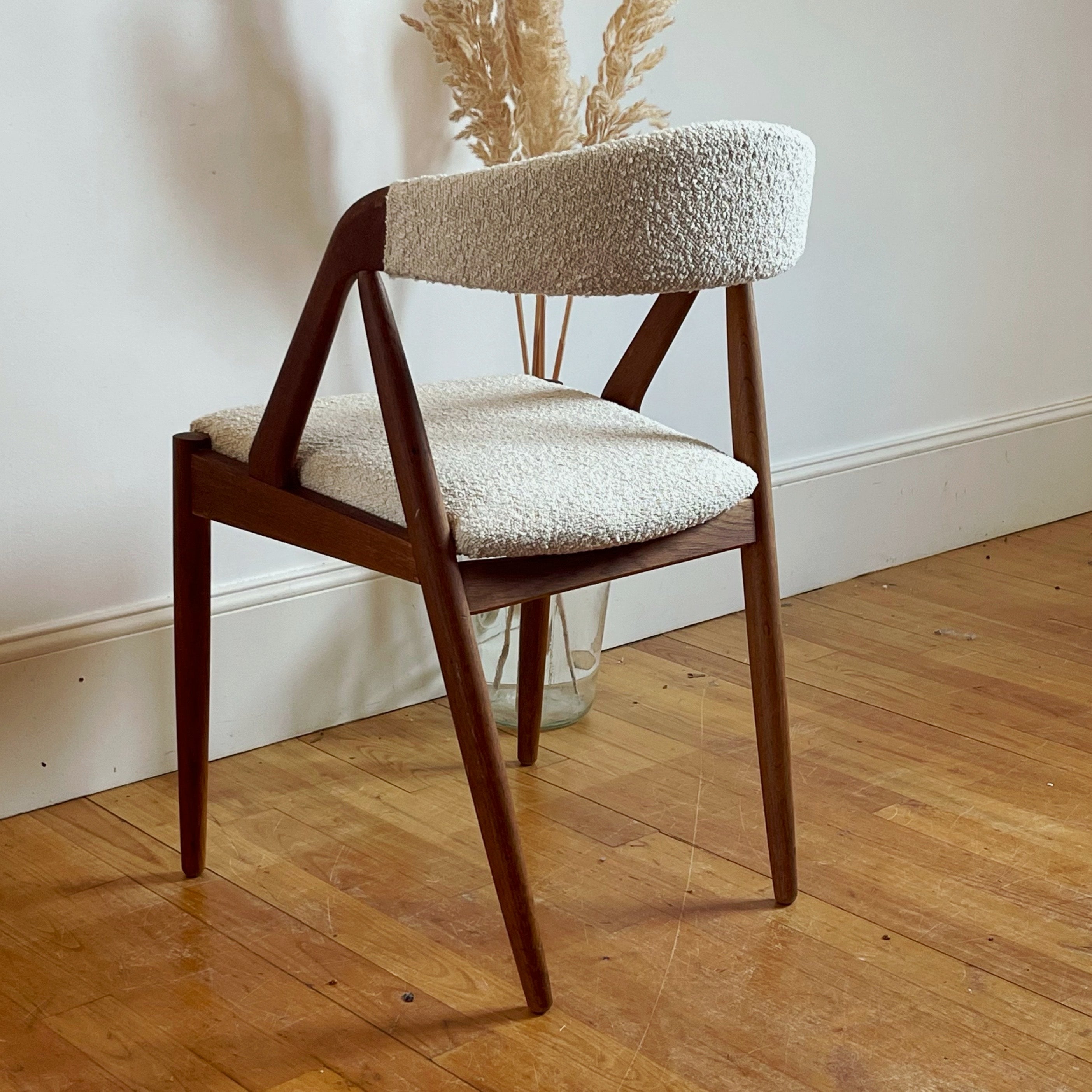 Précommande | Chaise scandinave vintage modèle 31 par Kai Kristiansen personnalisable