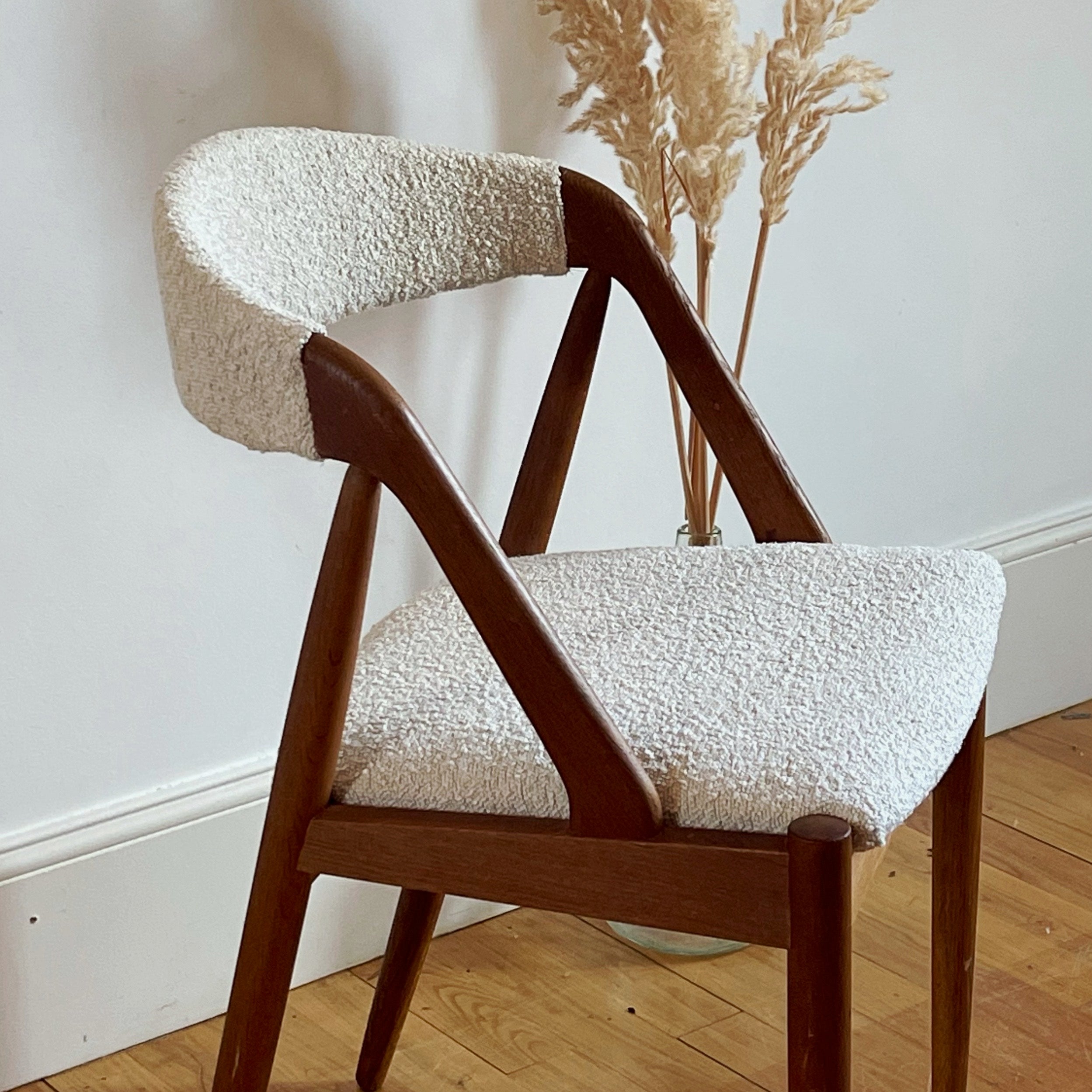 Précommande | Chaise scandinave vintage modèle 31 par Kai Kristiansen personnalisable