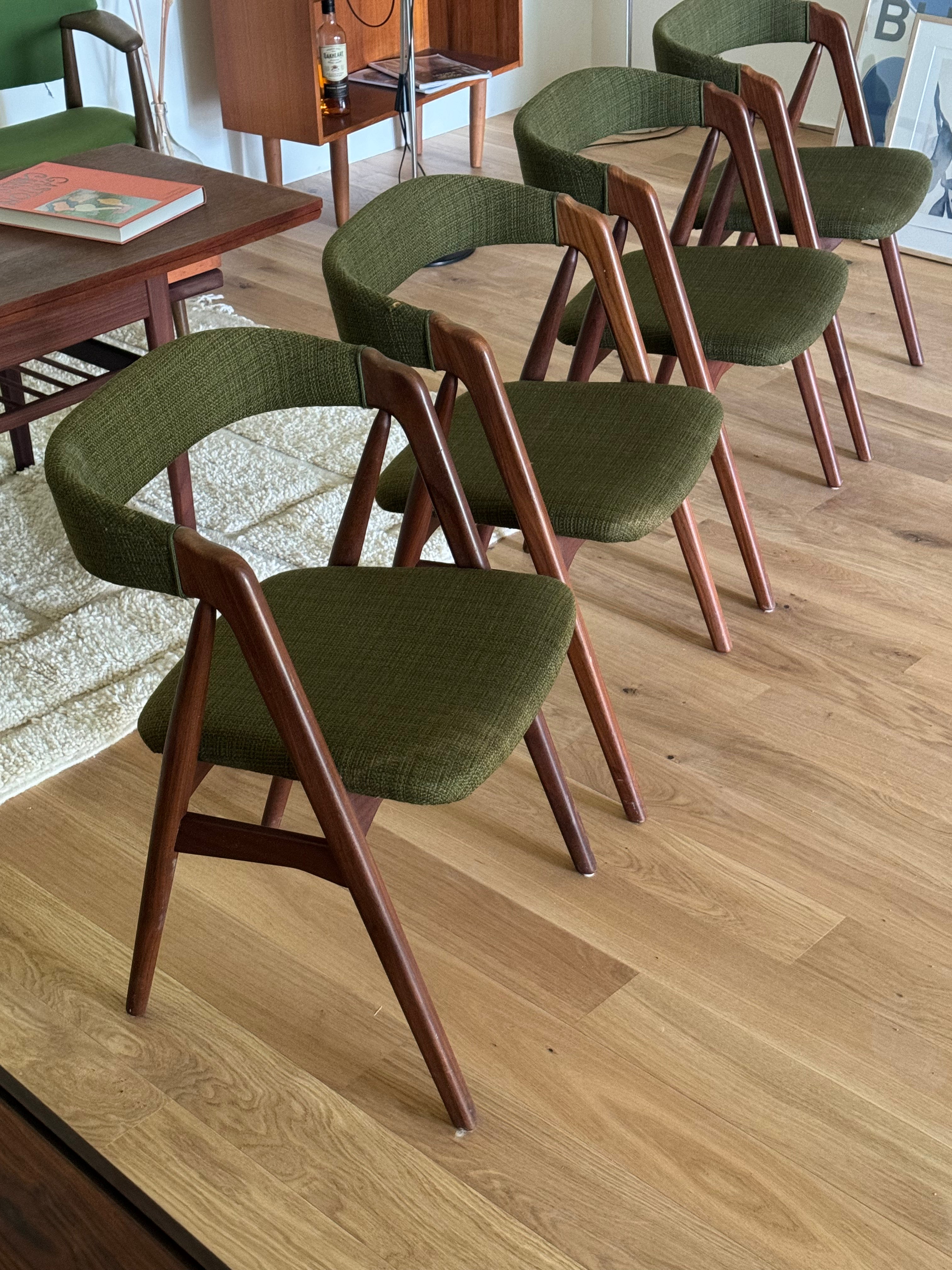Suite de 4 chaises scandinaves vintage « Christina » par T. Harlev pour Farstrup Møbler