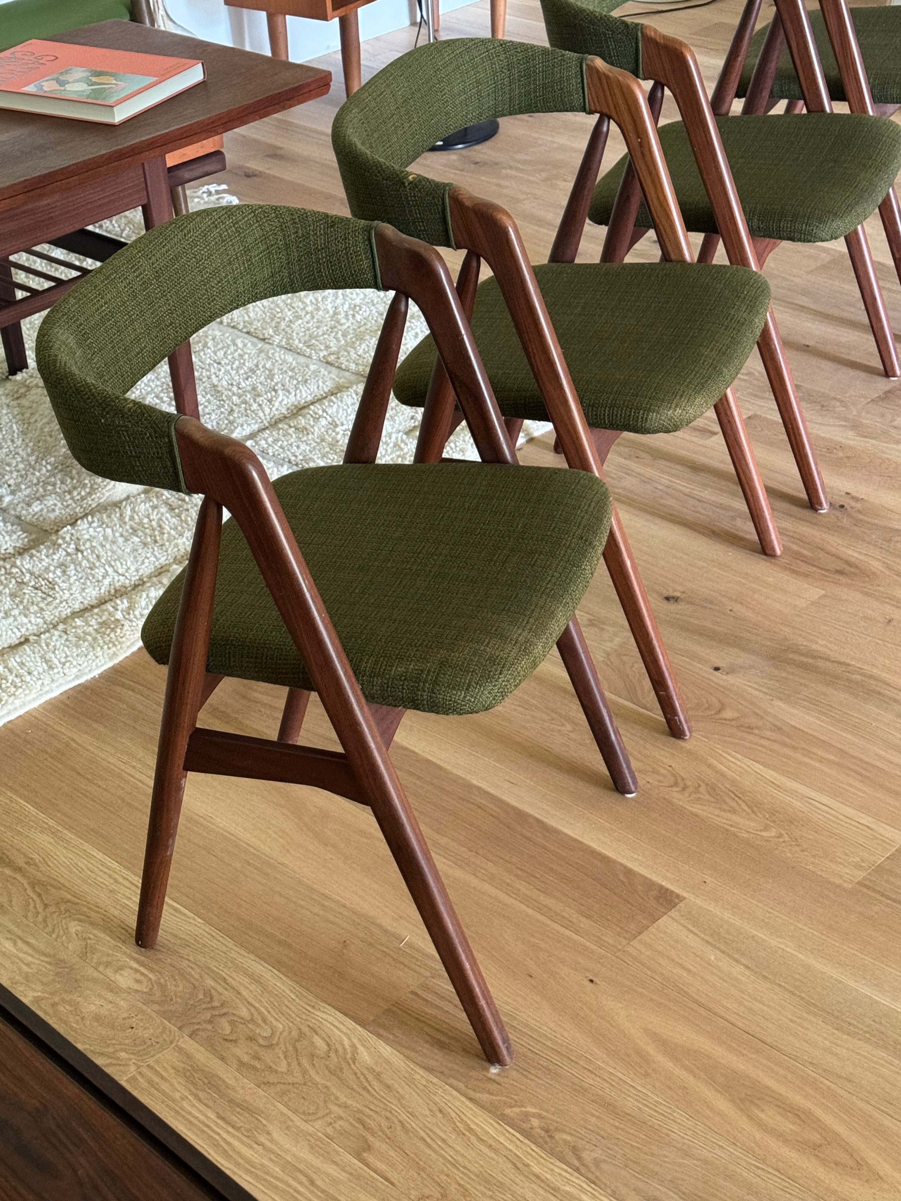 Suite de 4 chaises scandinaves vintage « Christina » par T. Harlev pour Farstrup Møbler