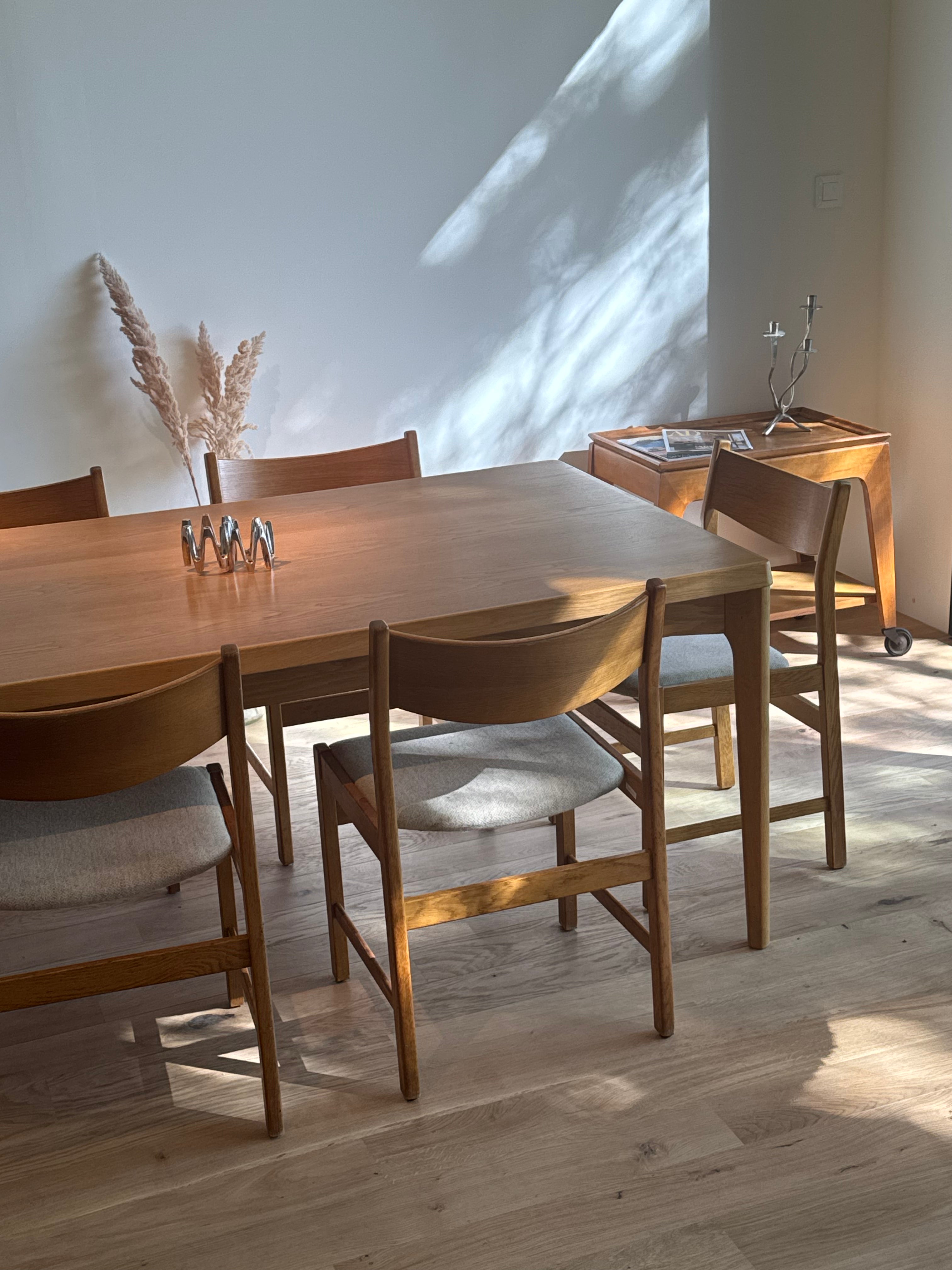 Table scandinave extensible en chêne "Leonora"