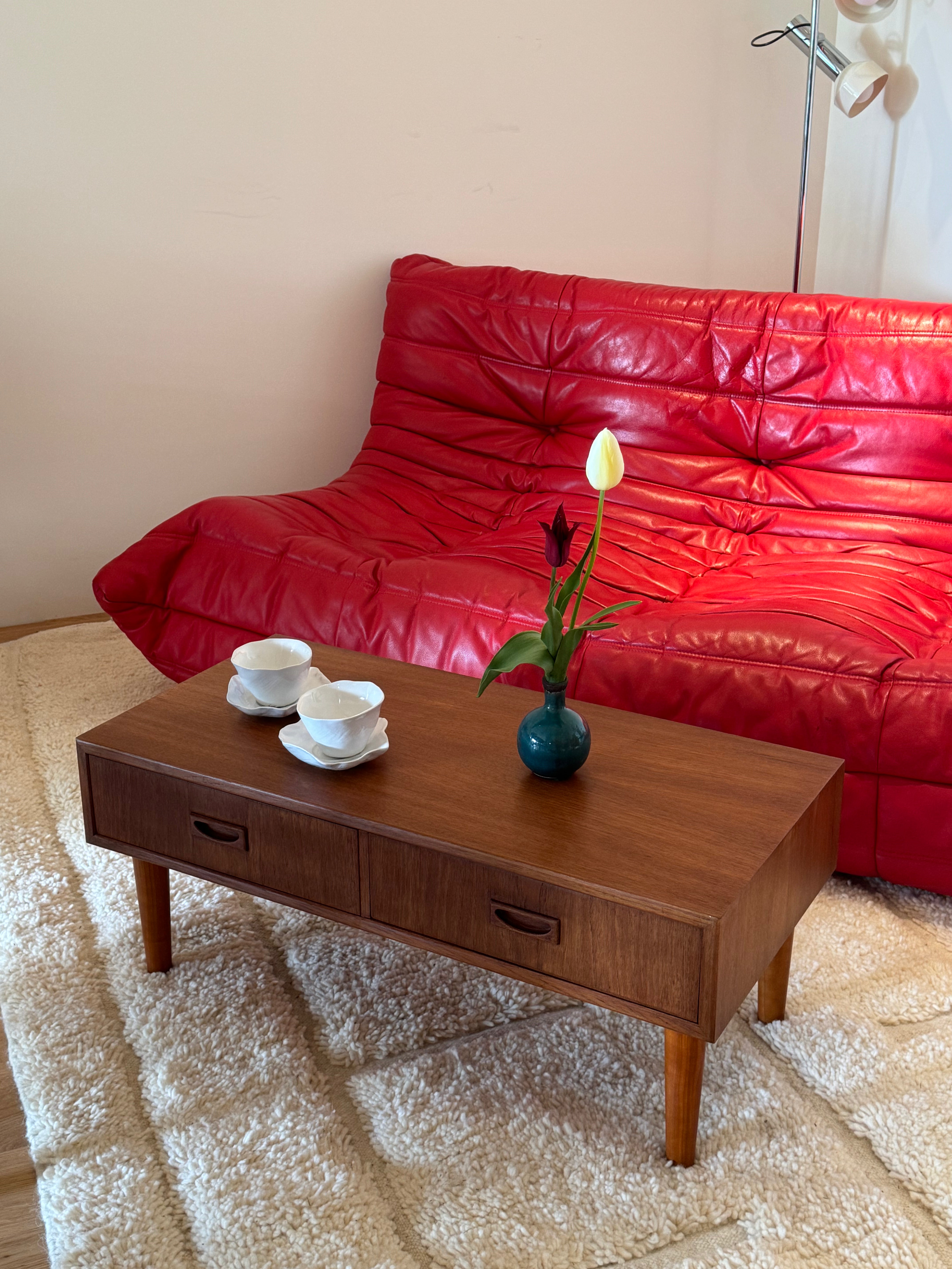 Chauffeuse Togo 3 places vintage par Michel Ducaroy pour Ligne Roset.