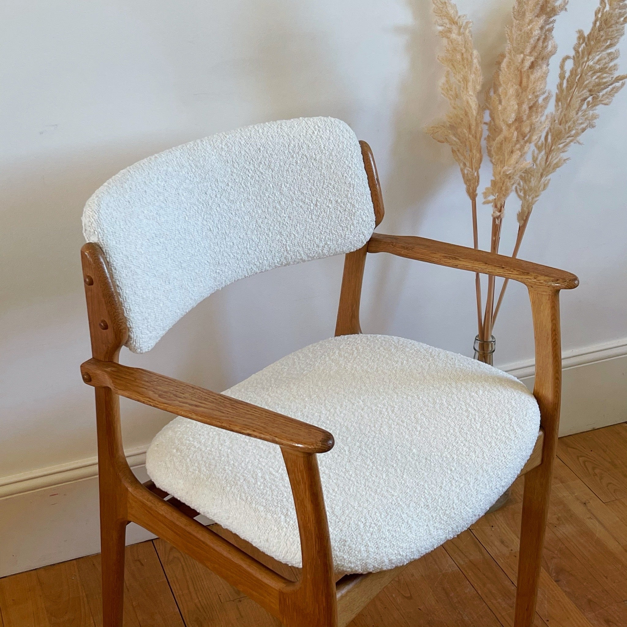 Pré-commande | Fauteuil scandinave vintage en teck modèle 50, personnalisable, par Erik Buch pour O.D Mobler