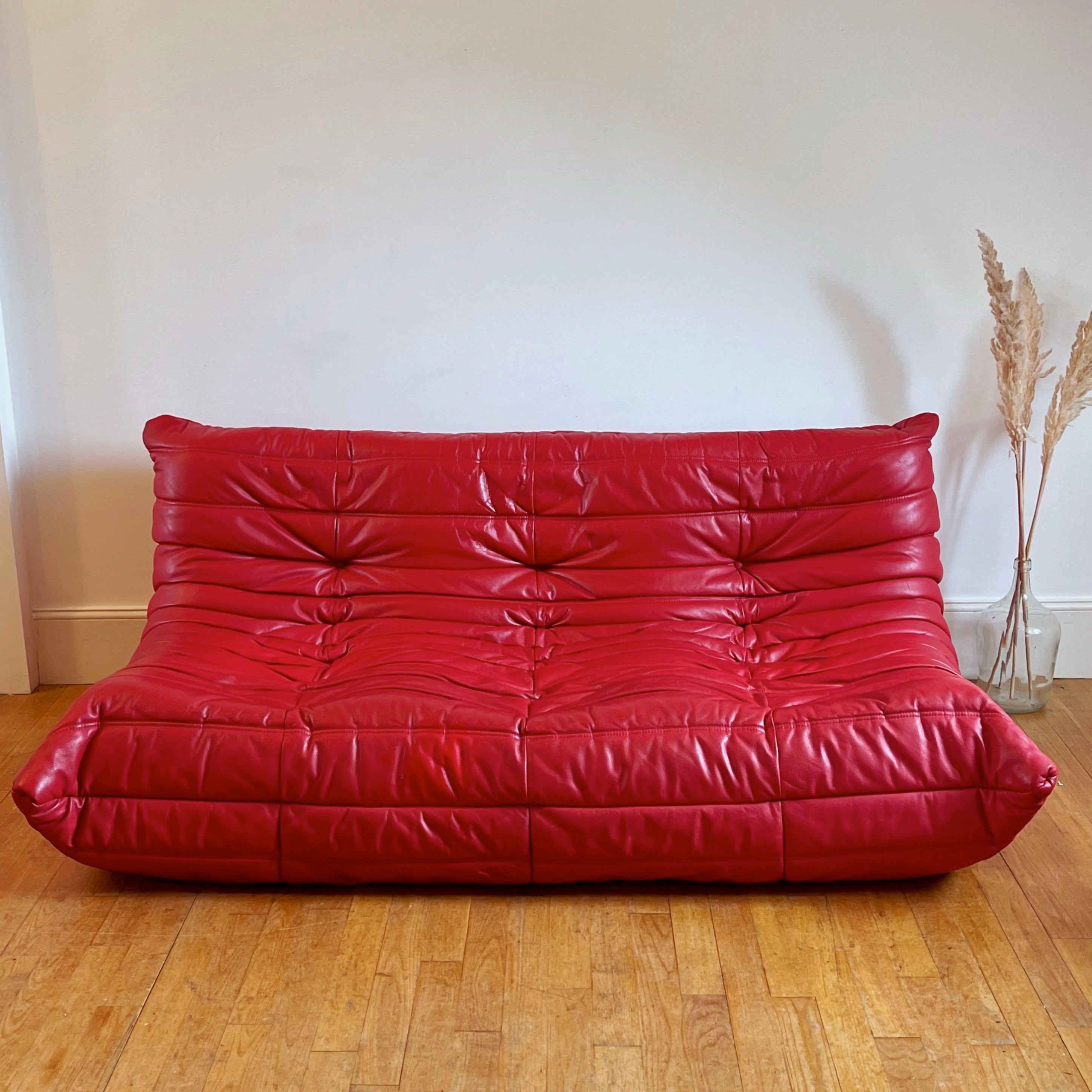 Chauffeuse Togo 3 places vintage par Michel Ducaroy pour Ligne Roset.