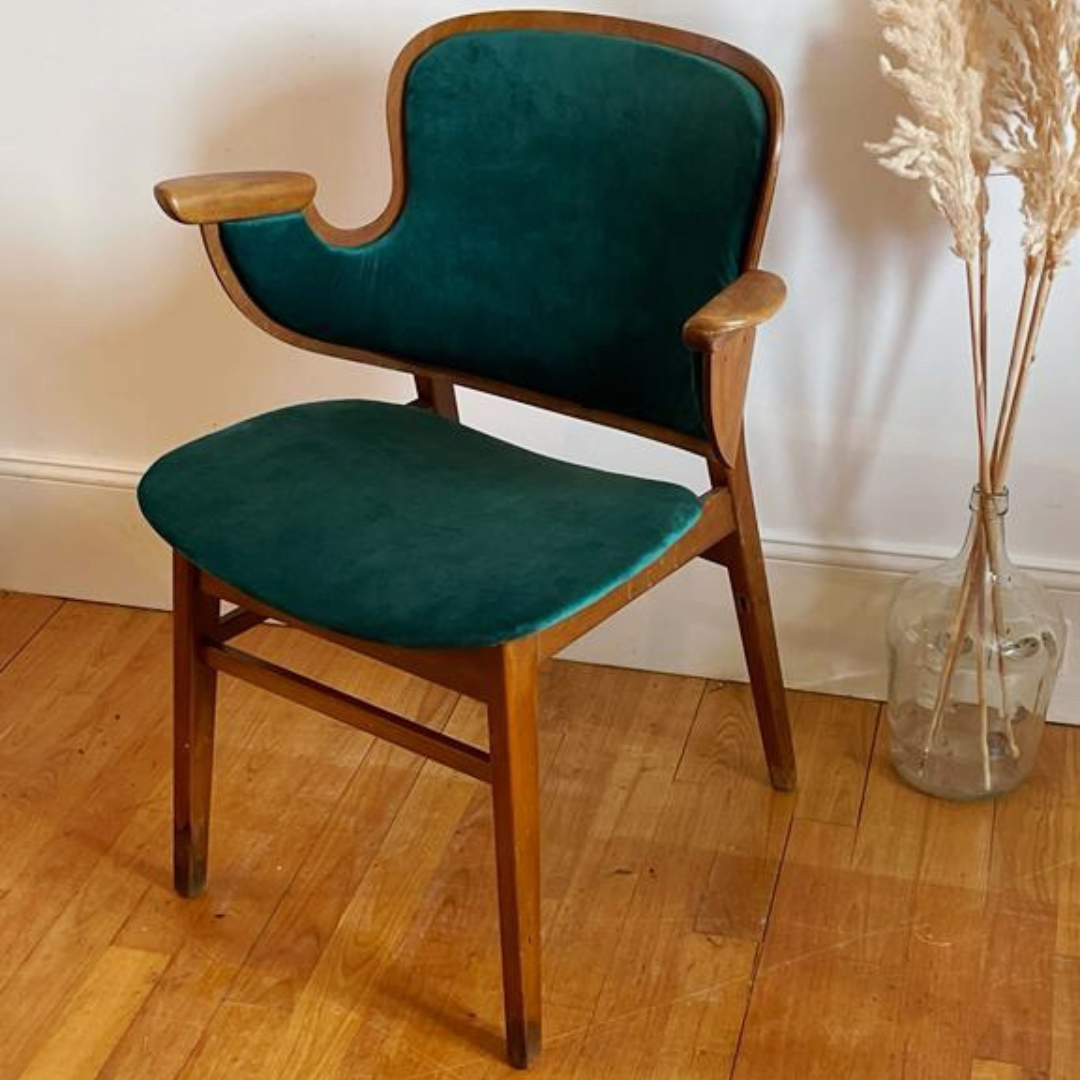 Fauteuil scandinave vintage en velours vert