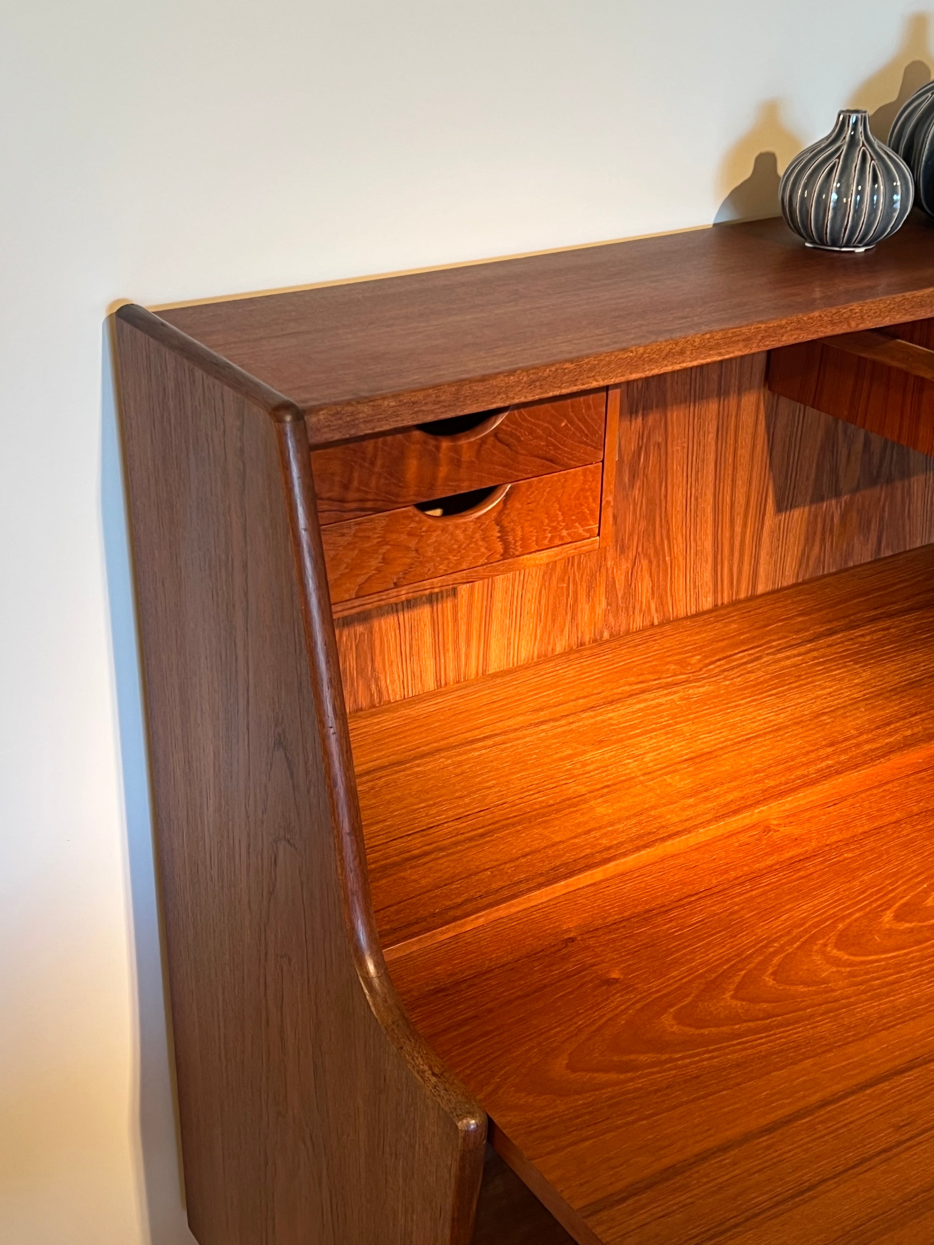 Secrétaire vintage scandinave « Alphonse » – Modèle 37 en teck par Arne Wahl Iversen pour Vinde Møbelfabrik