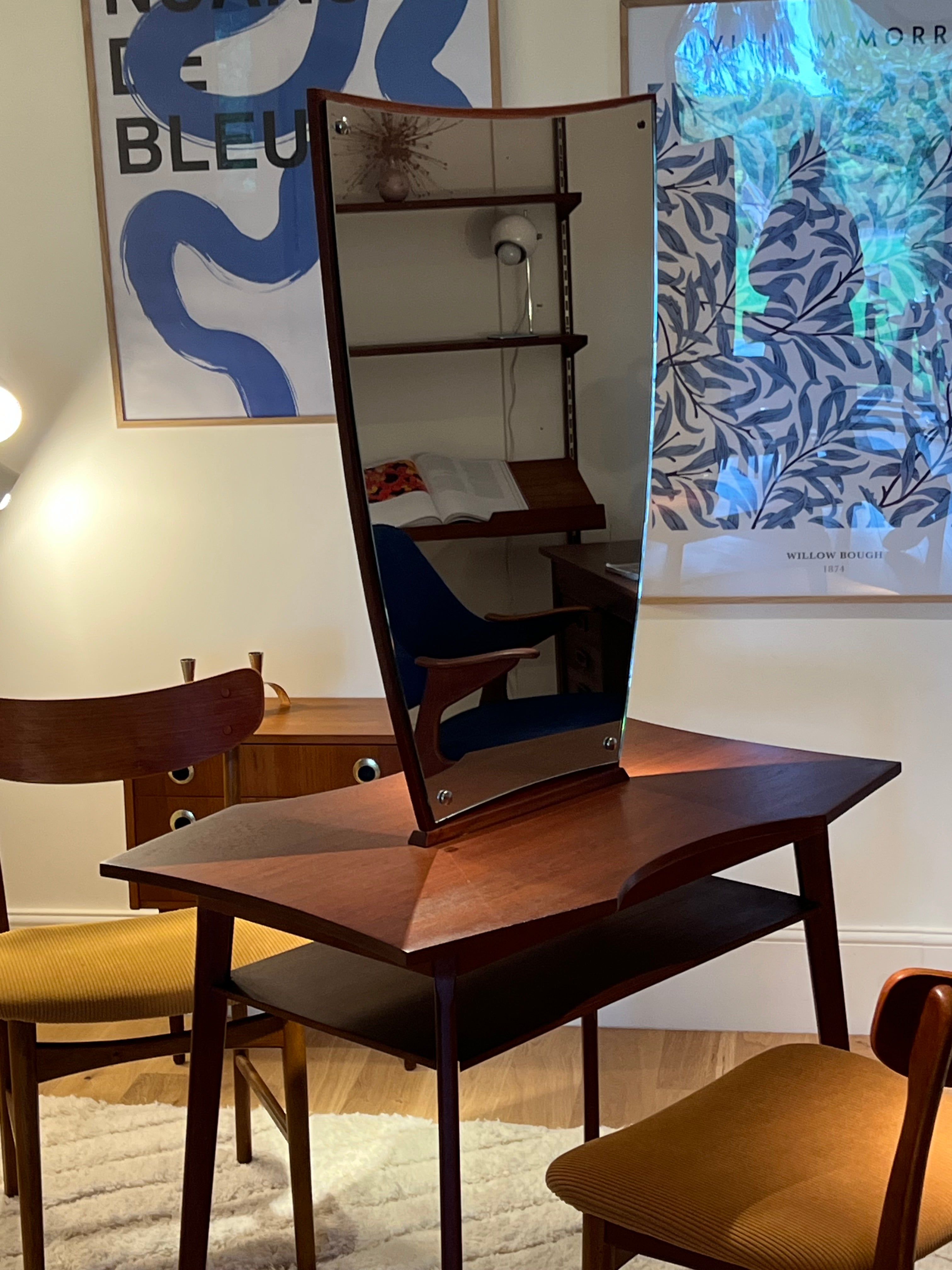 Table coiffeuse avec grand miroir scandinave vintage "Elvine"