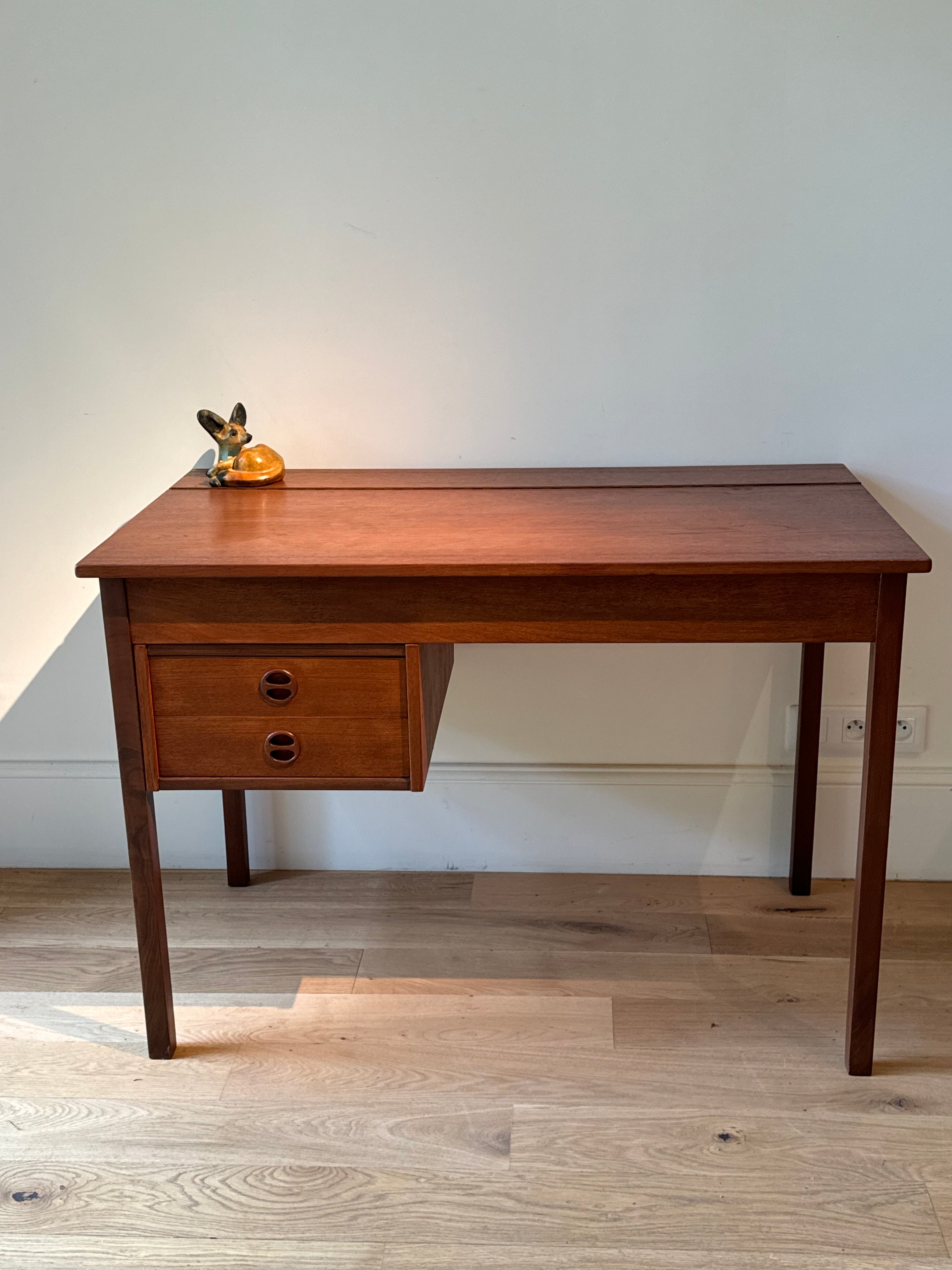 Bureau / coiffeuse scandinave vintage en teck « Arnold »