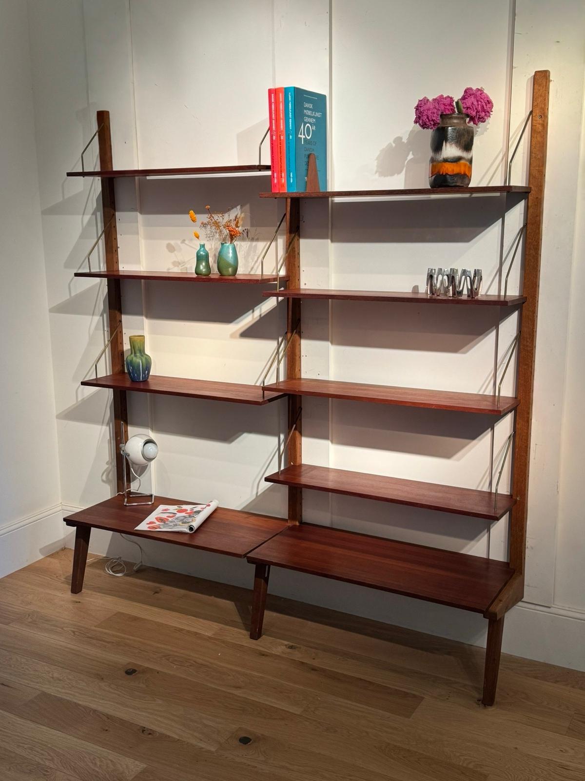 Bibliothèque scandinave vintage "Alva" en teck