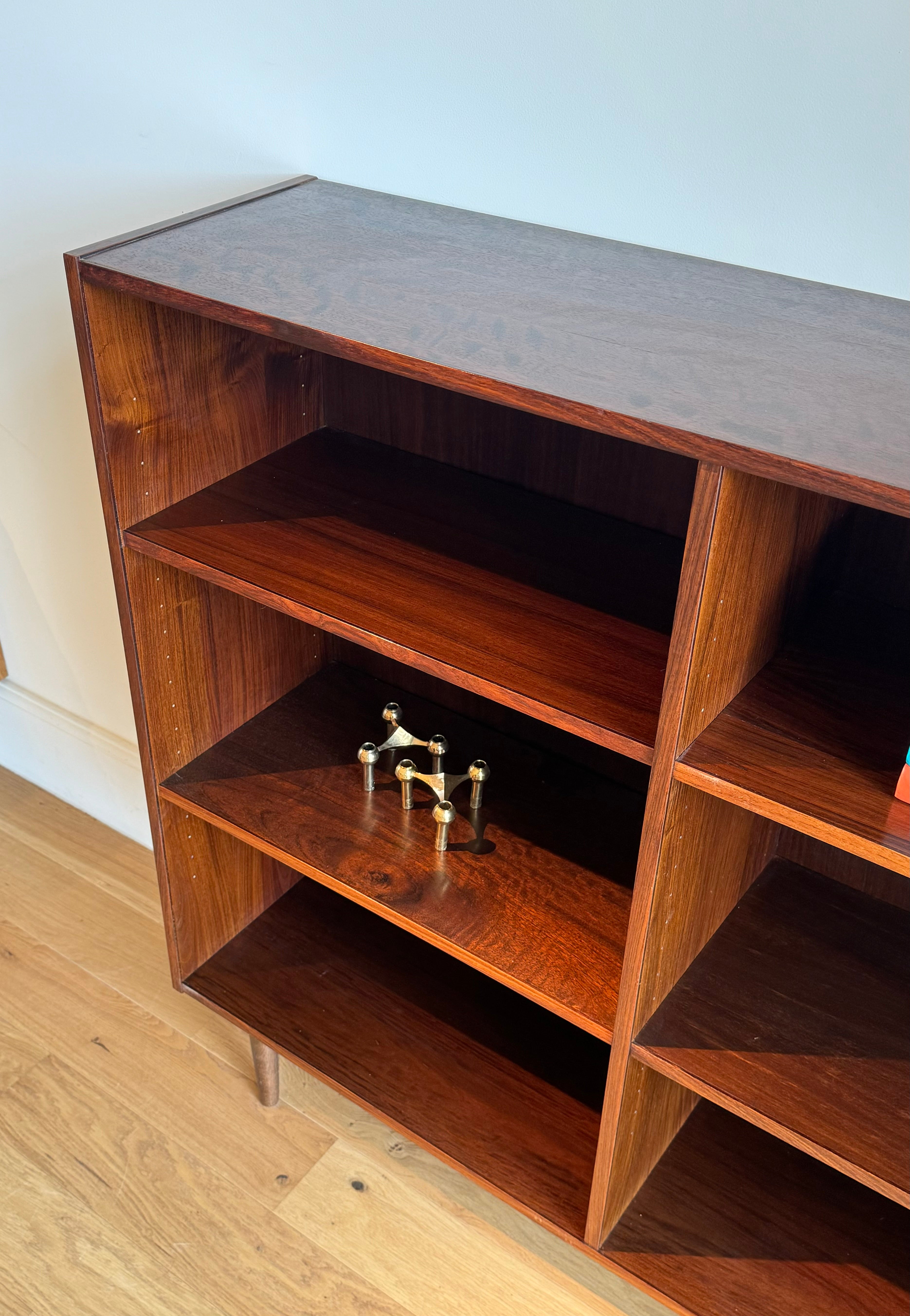 Bibliothèque scandinave vintage en palissandre "Alfred"