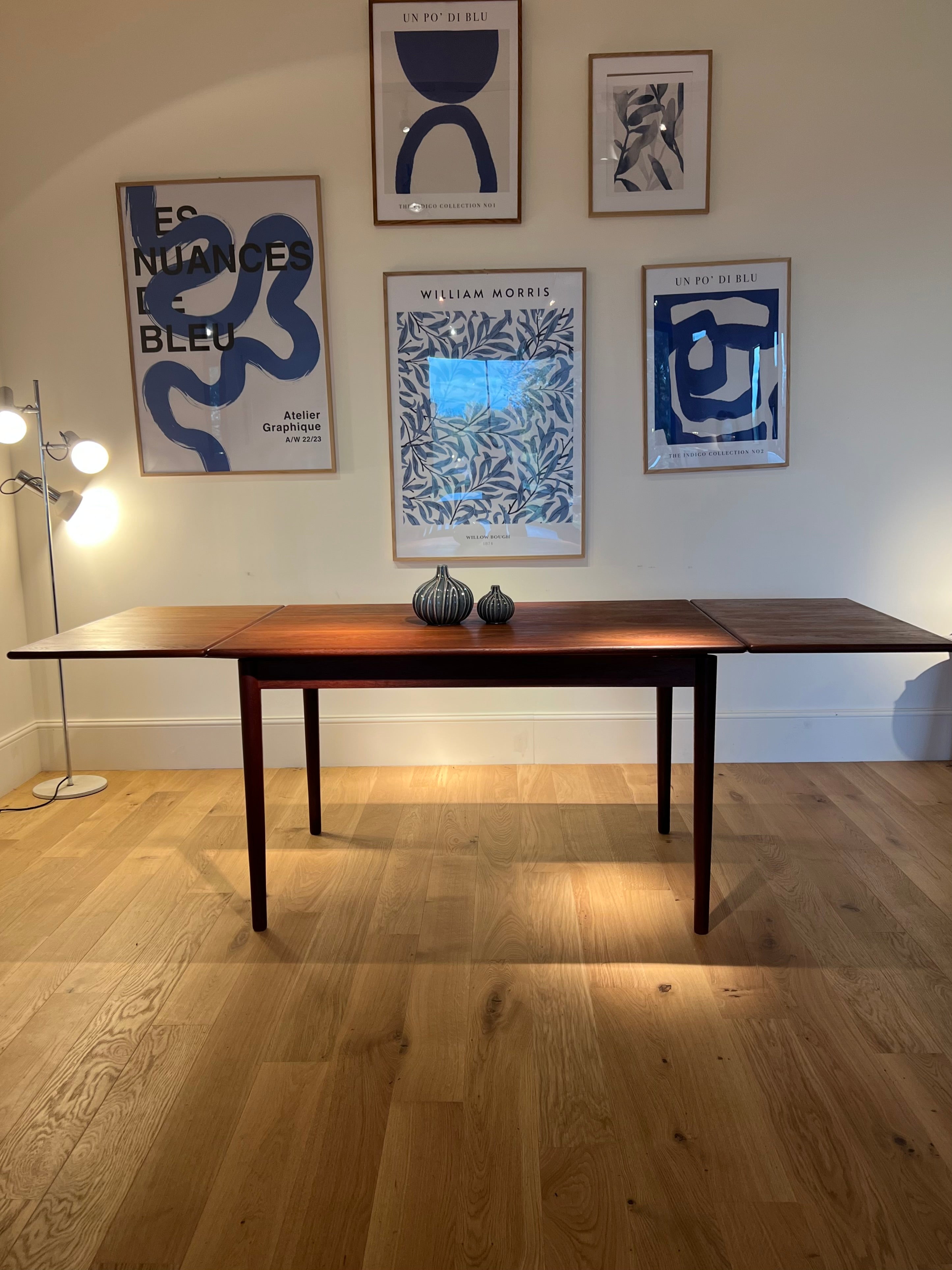 Table scandinave vintage extensible en teck "Myrtle"