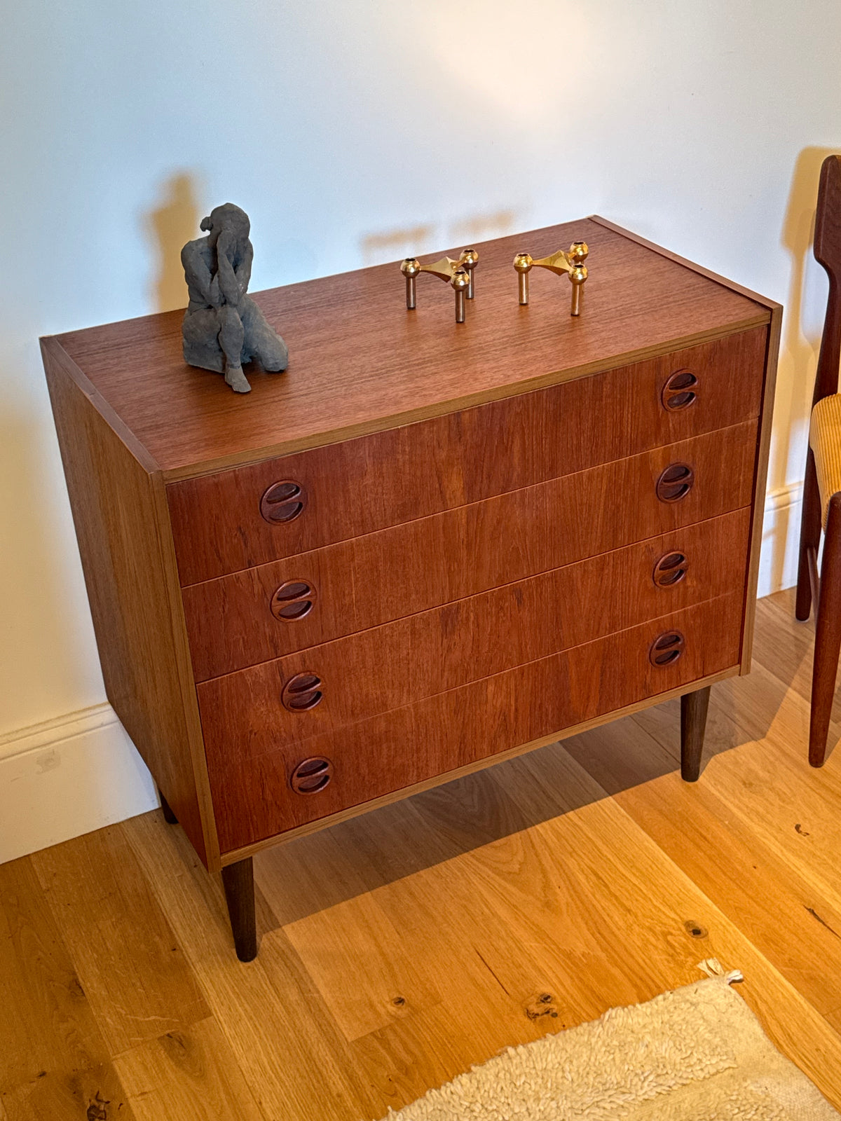 Commode scandinave vintage en teck "Asta"