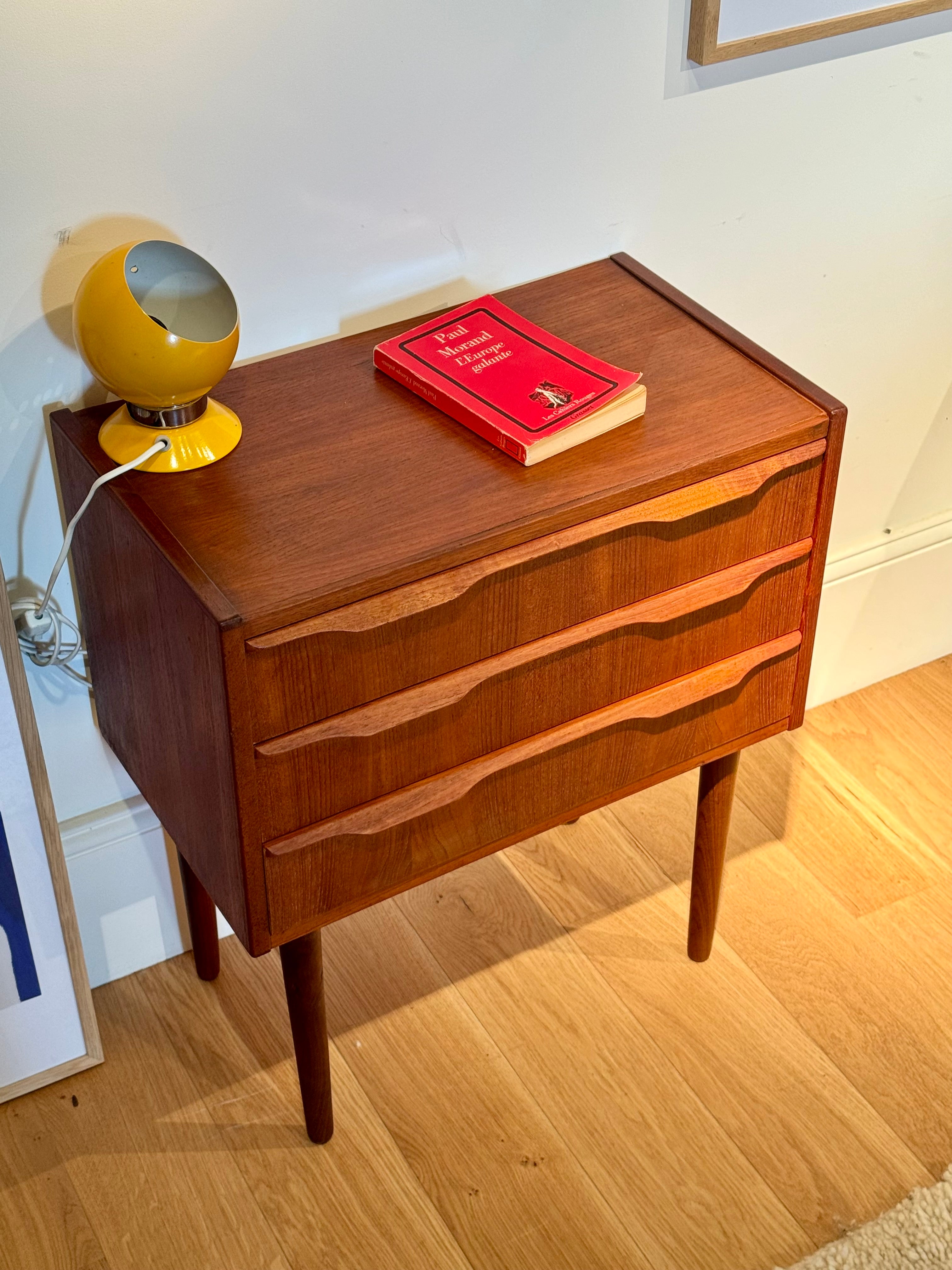 Paire de chevets scandinaves vintage