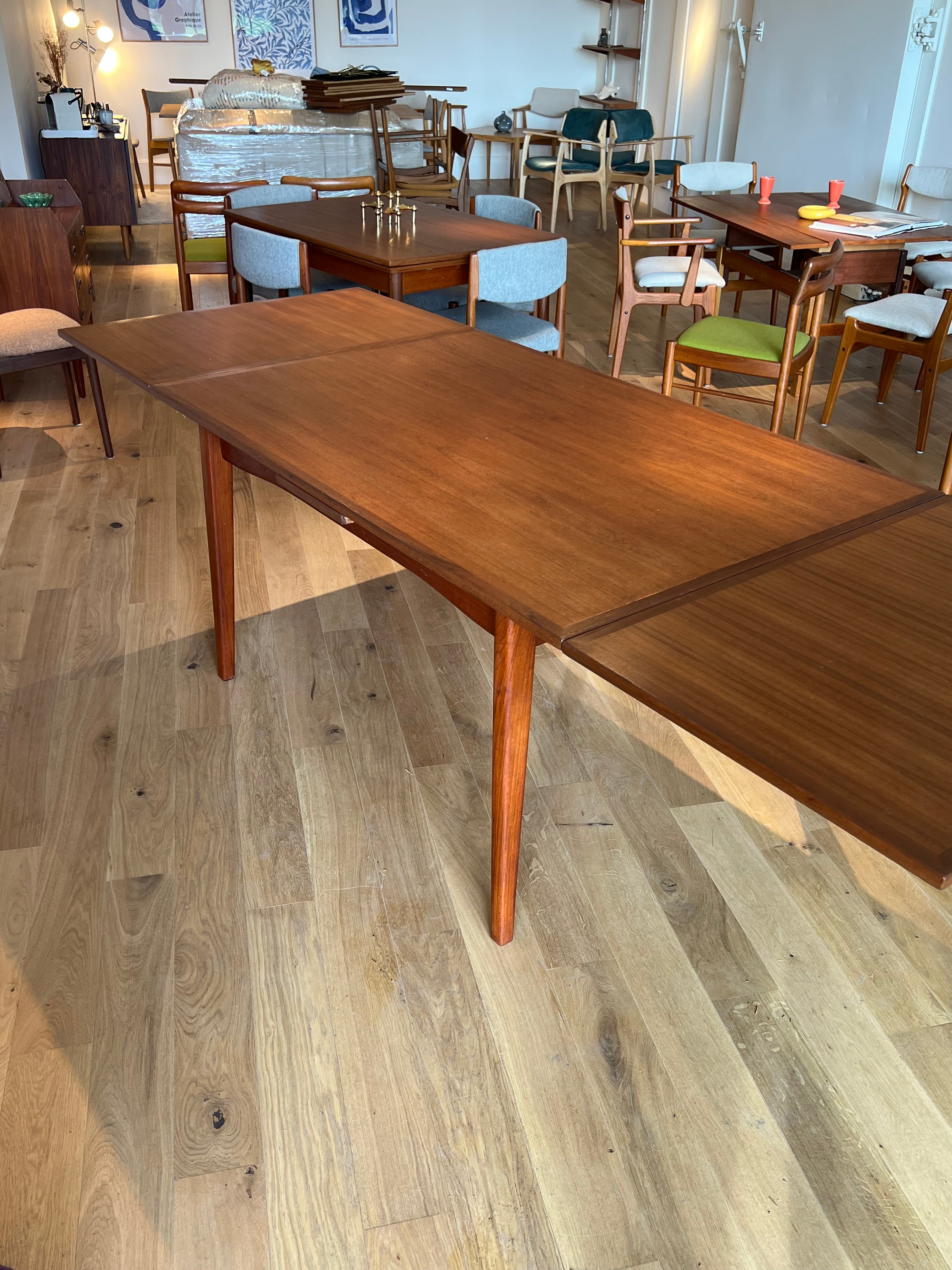 Table de salle à manger scandinave vintage en teck "Birgitte"