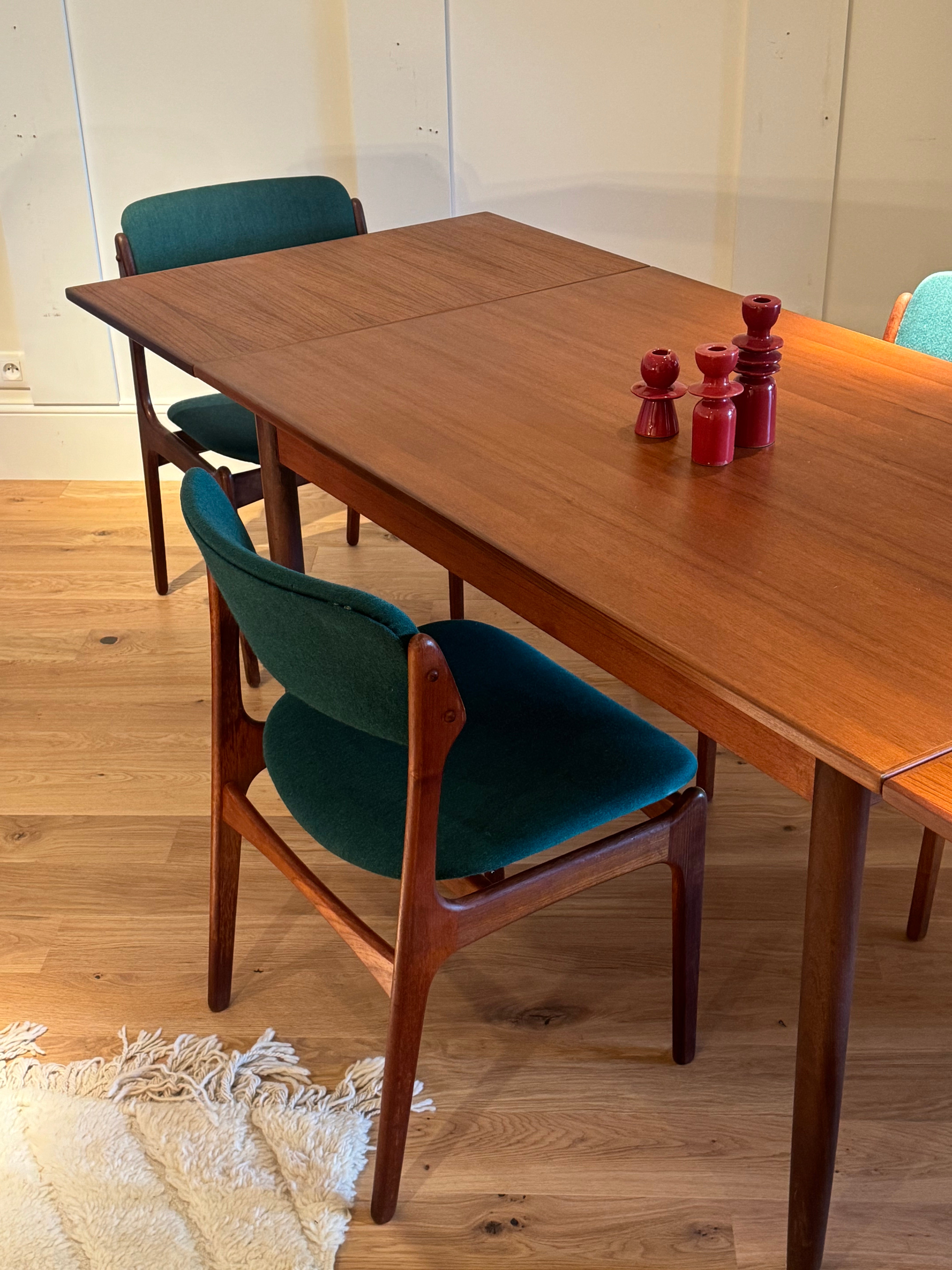 Table de salle à manger scandinave vintage en teck « Lara »