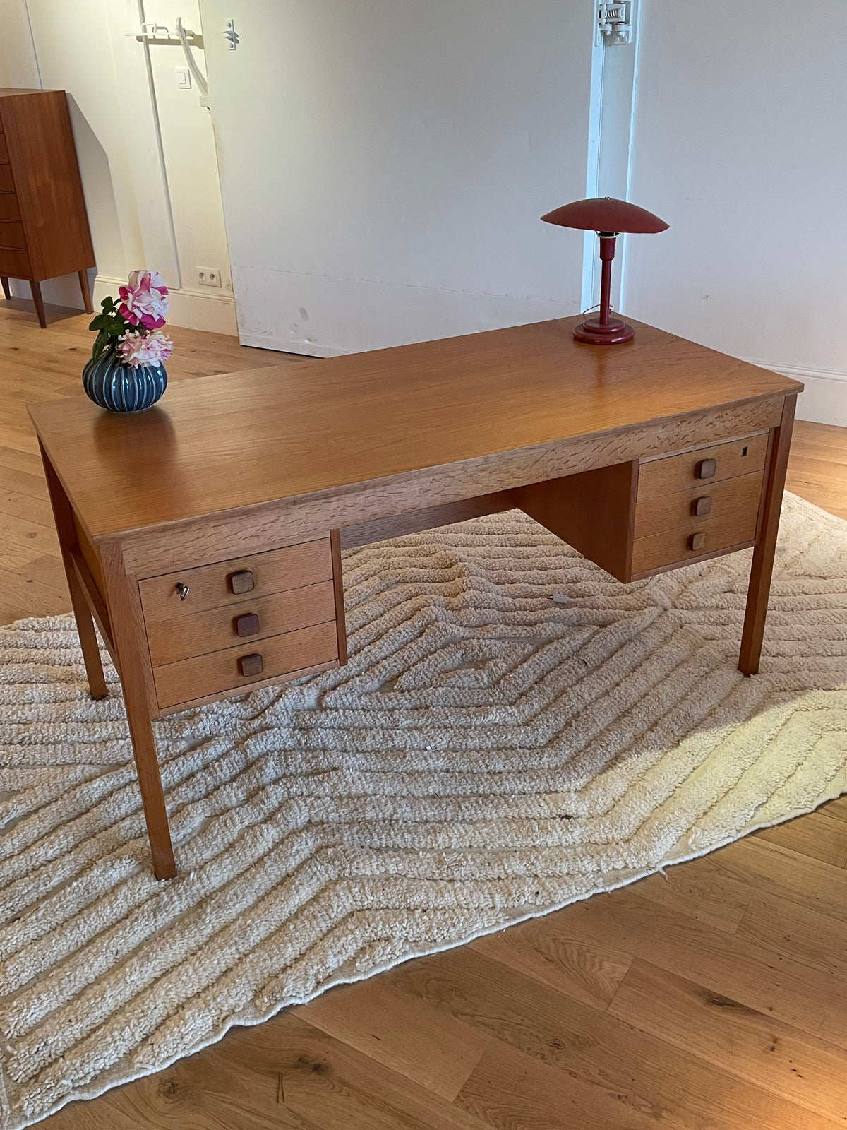 Bureau scandinave vintage en chêne doré "Jonas"