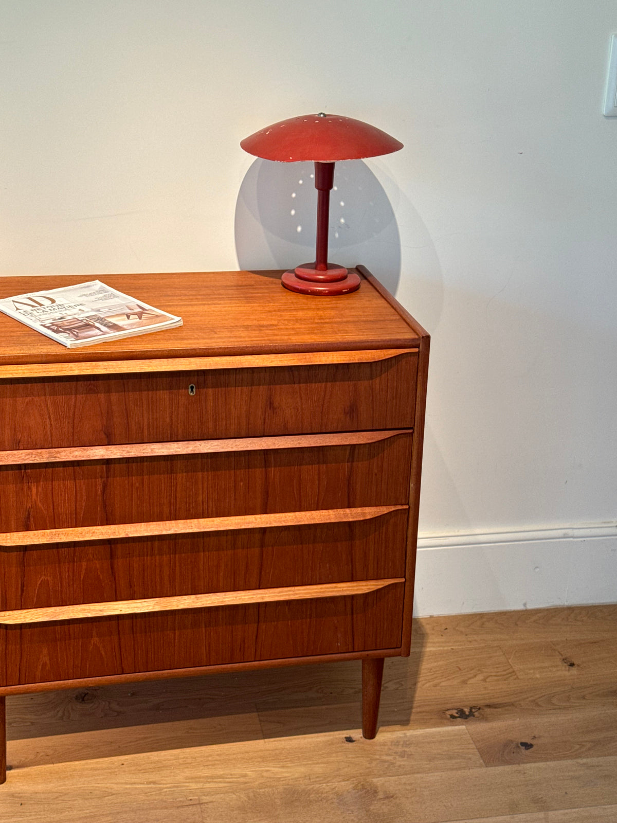 Commode scandinave vintage en teck "Tage"