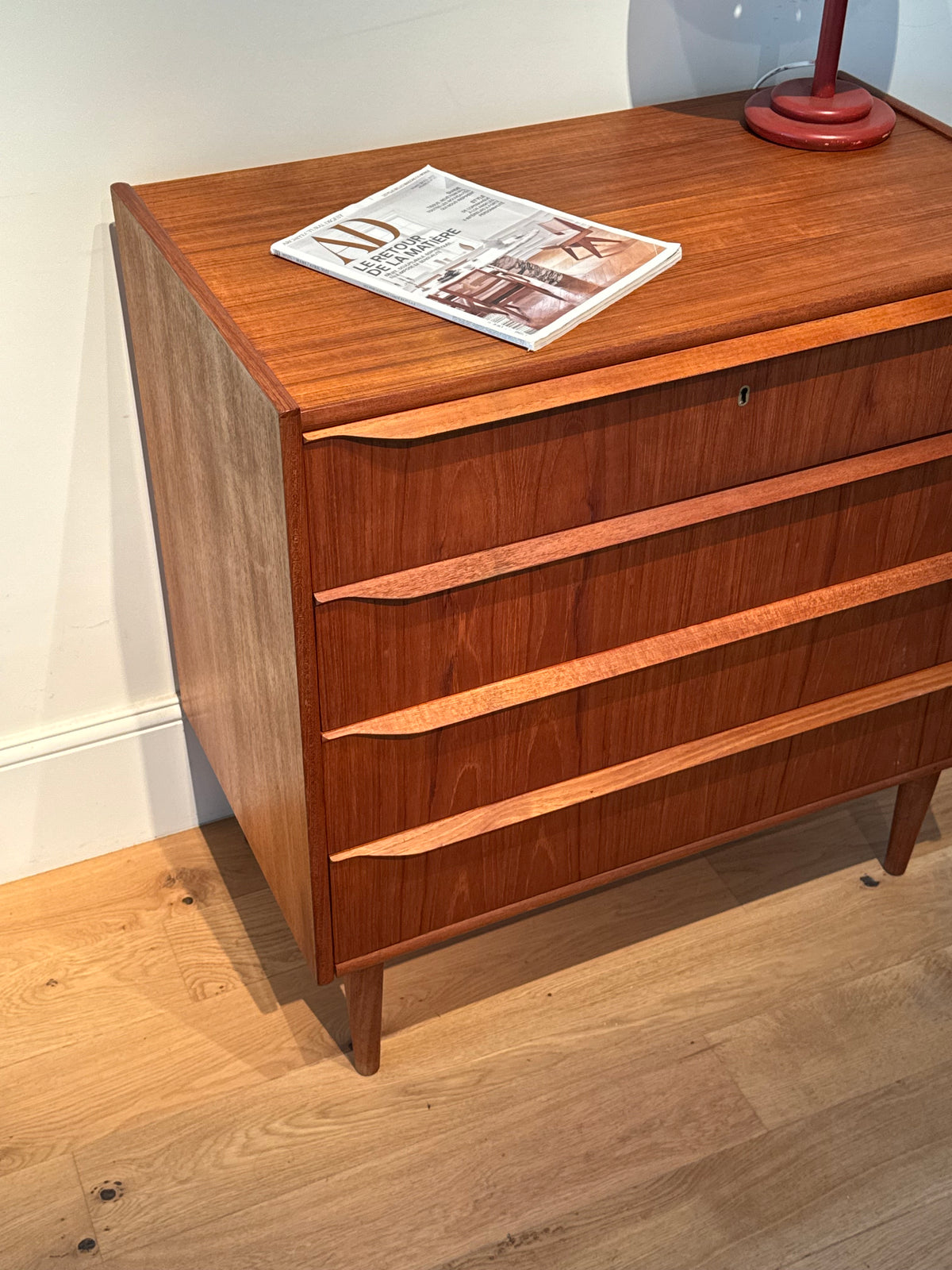 Commode scandinave vintage en teck "Tage"