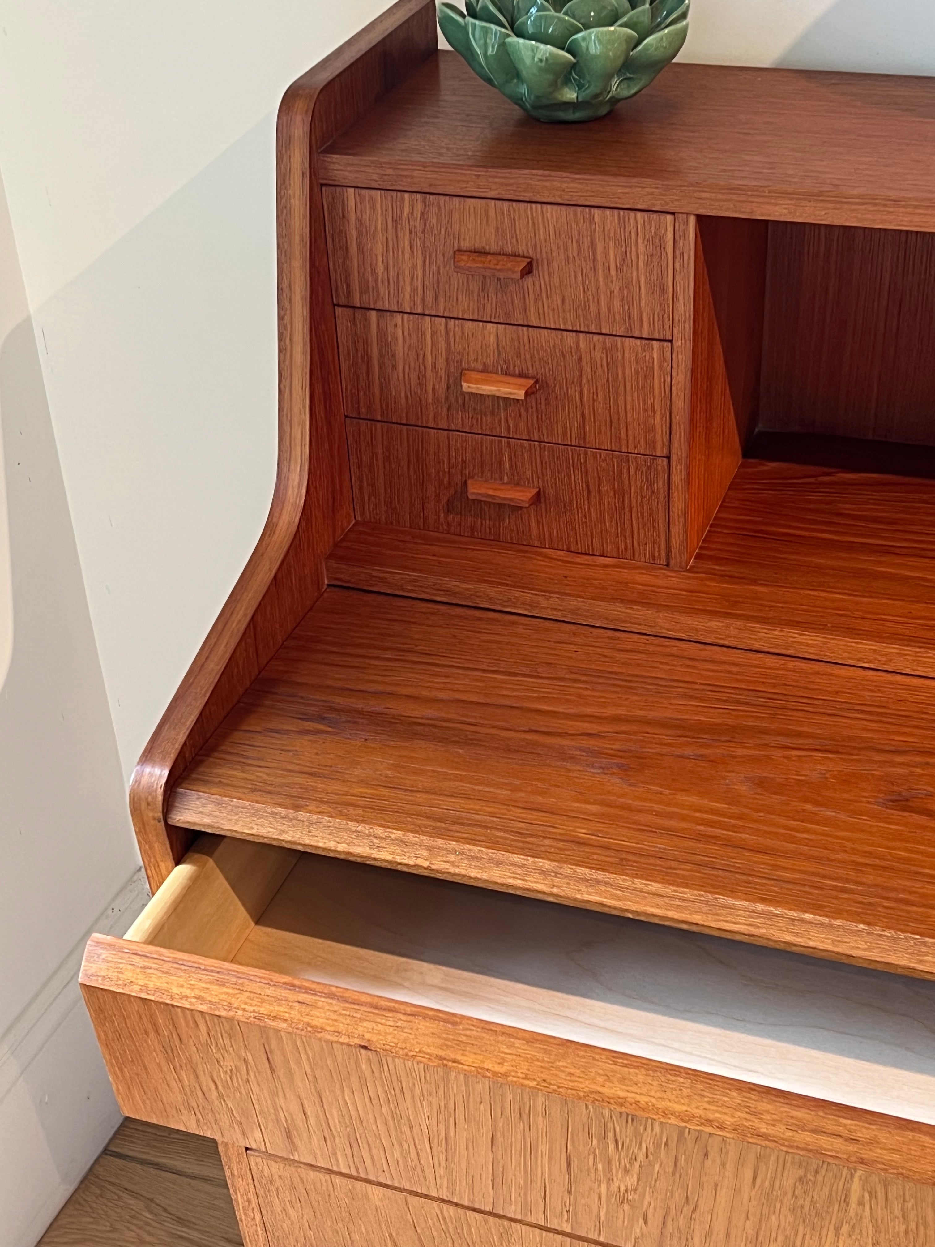 Secretaire scandinave vintage "Olek"