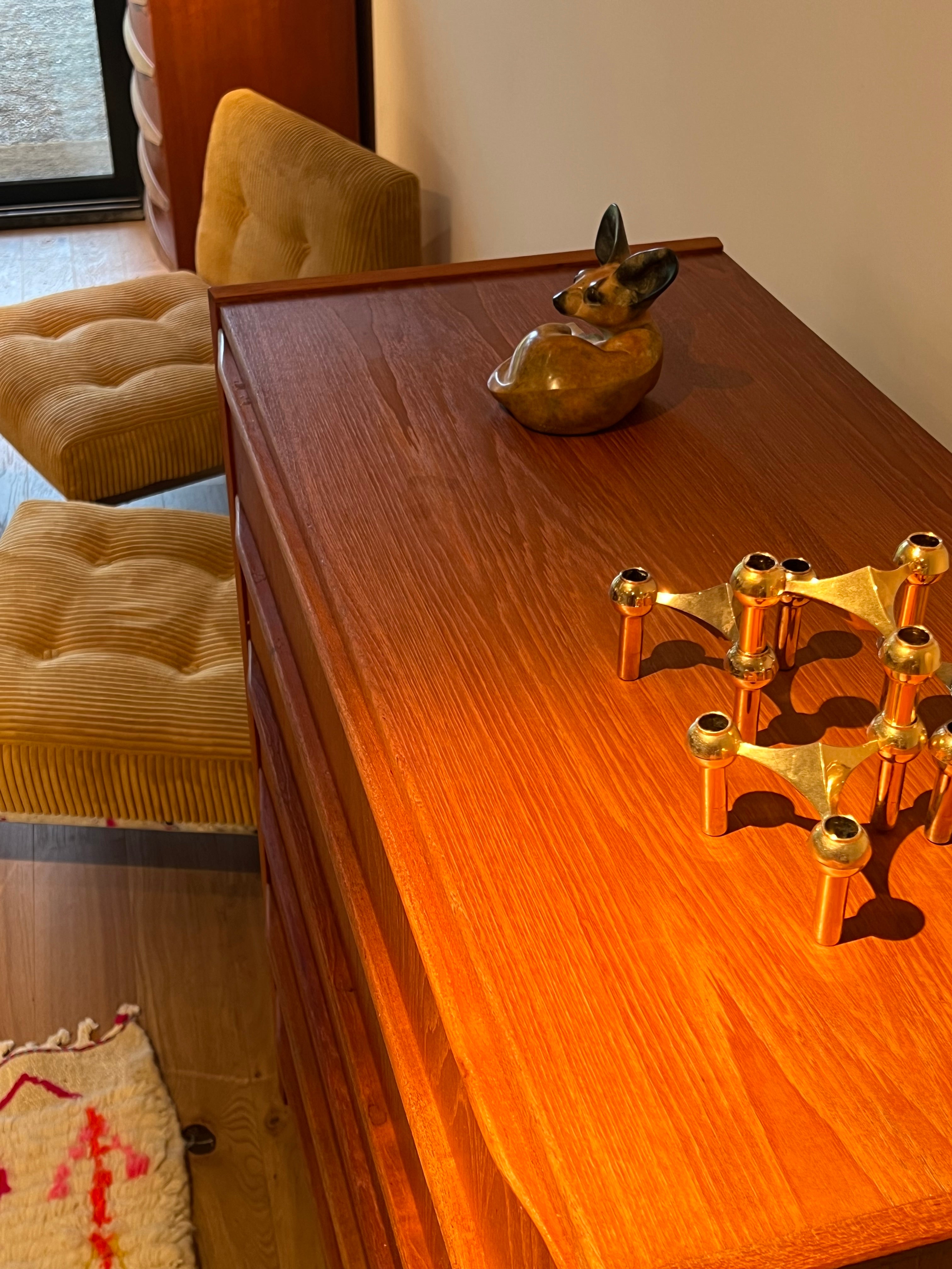 Commode scandinave vintage « Nila »