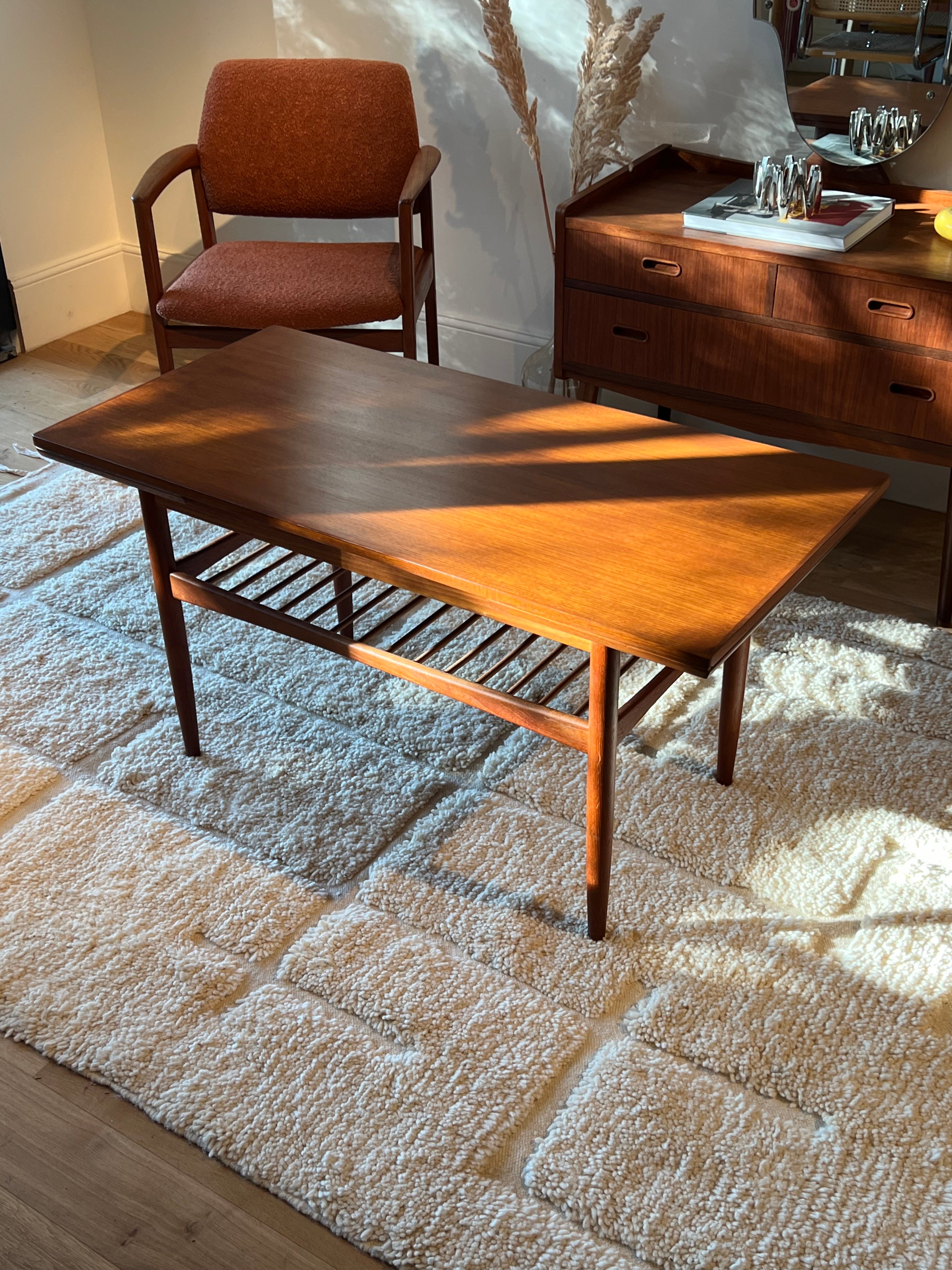 Table basse scandinave vintage extensible "Aya"