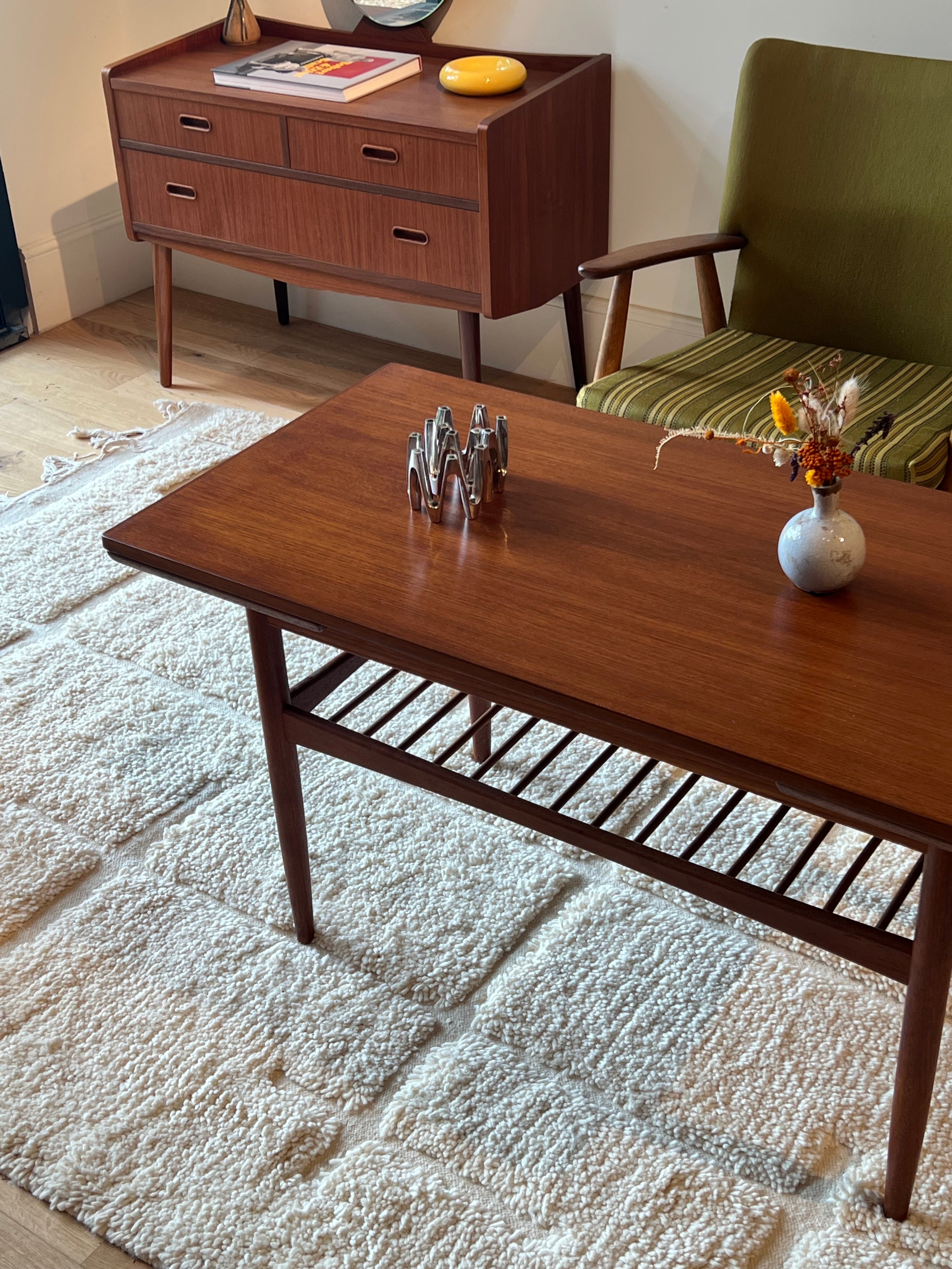 Table basse scandinave vintage extensible "Aya"