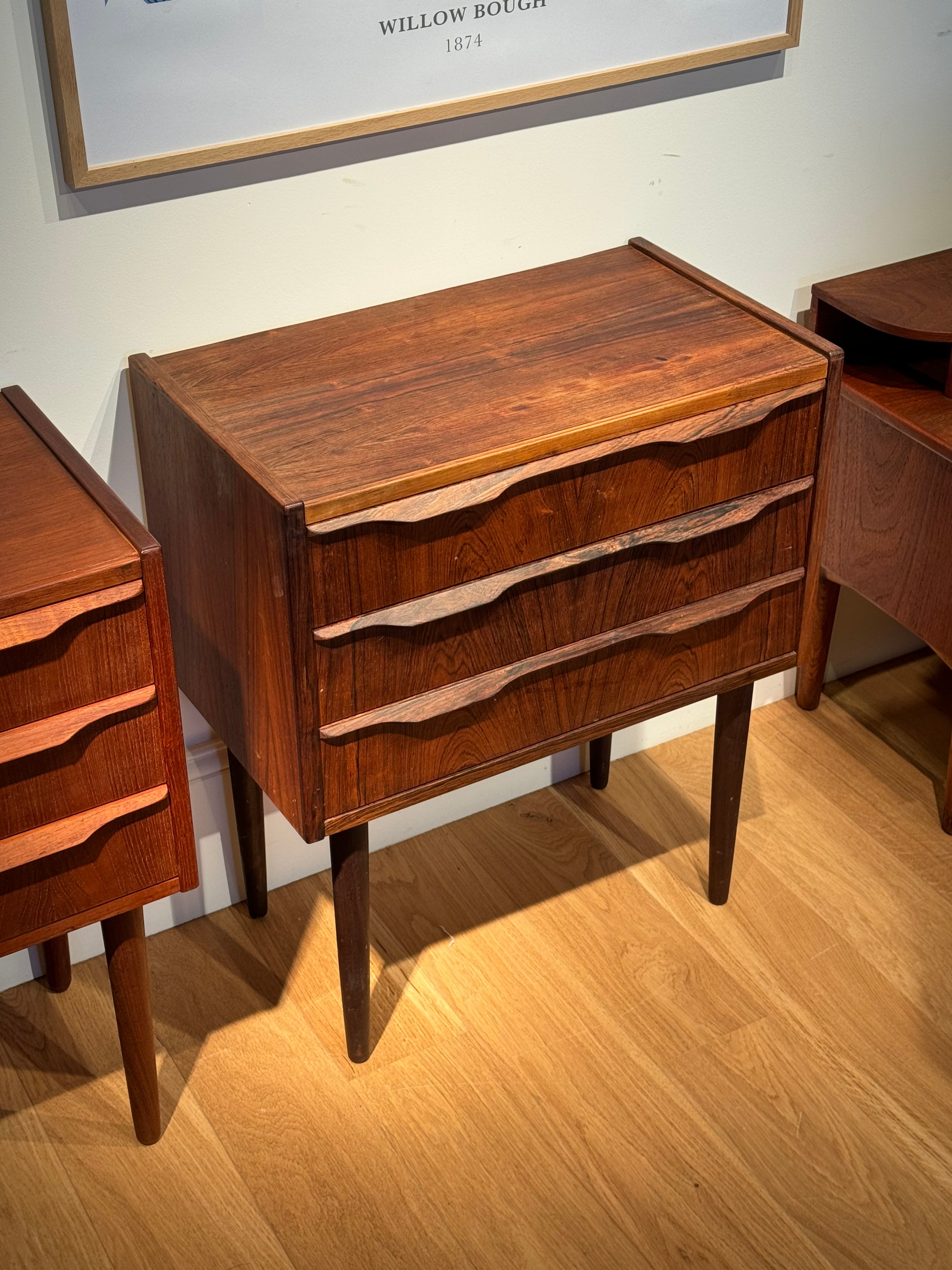 Paire de chevets scandinaves vintage