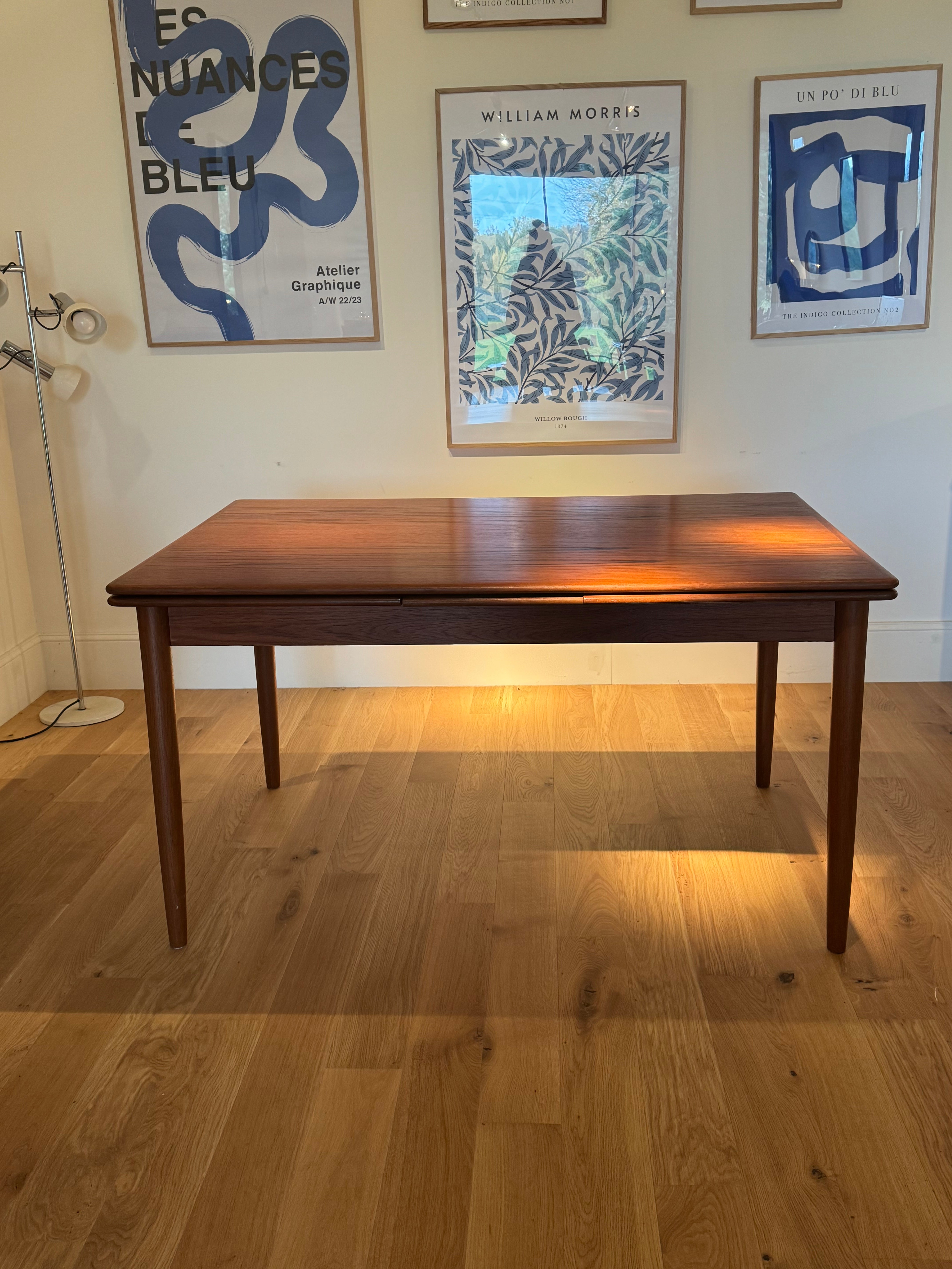 Table de salle à manger vintage scandinave en teck "Lovisa"