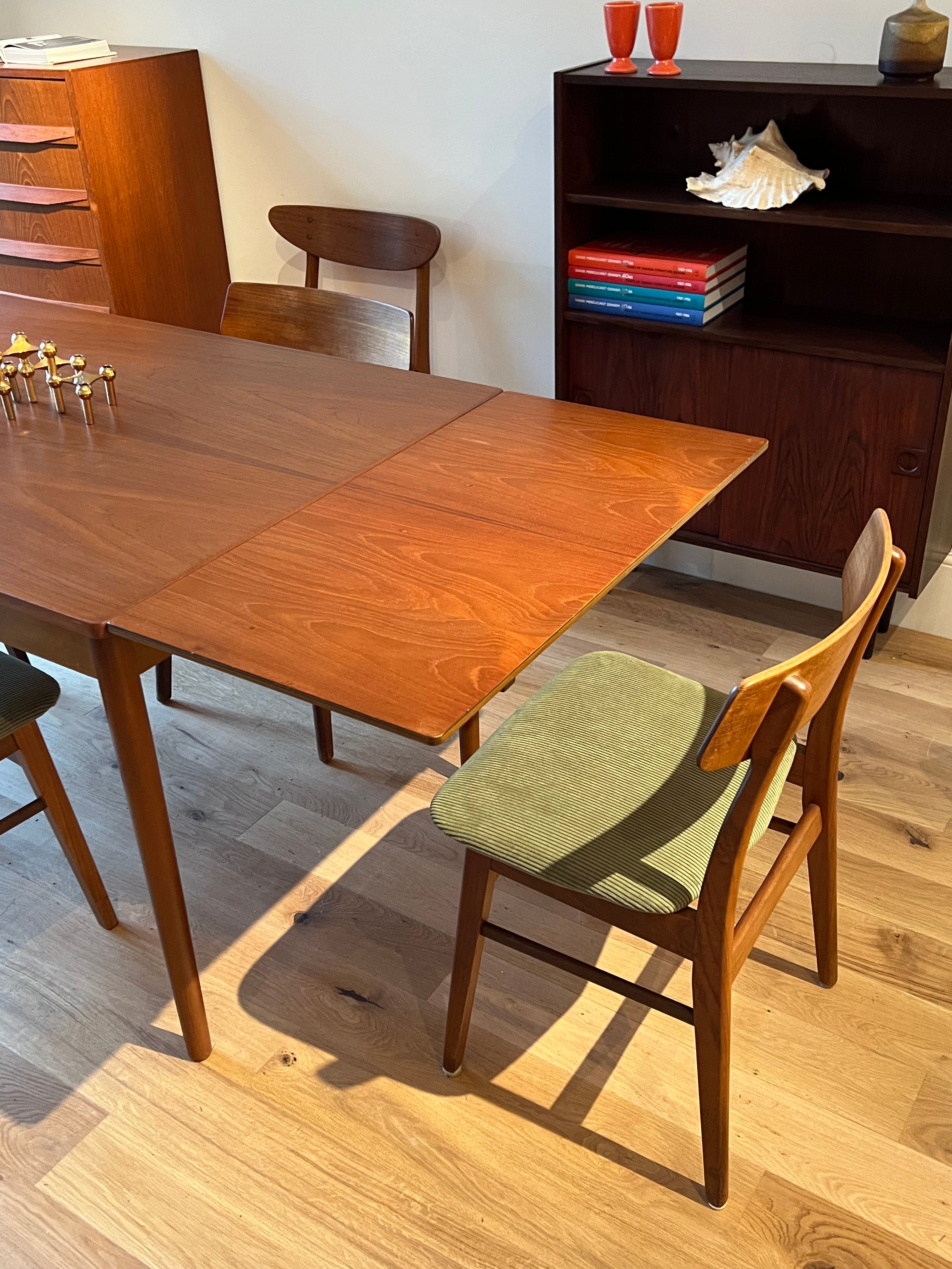 Table de salle à manger scandinave vintage extensible en teck "Lira"