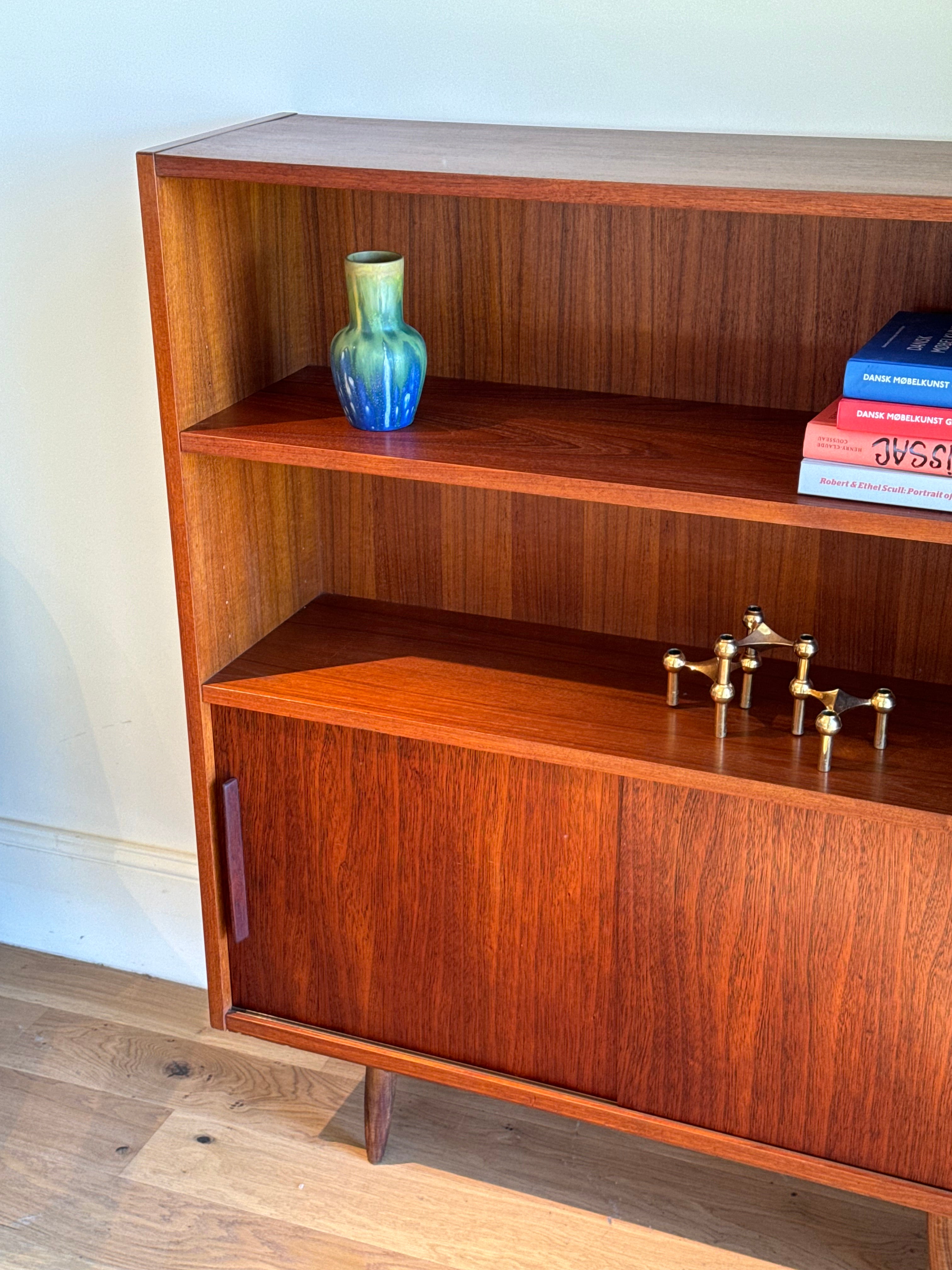 Bibliothèque scandinave vintage en teck "Mads"