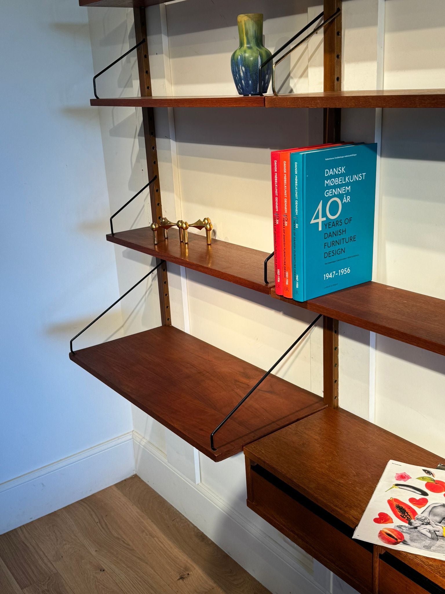 Bibliothèque scandinave vintage murale Royal System – Poul Cadovius
