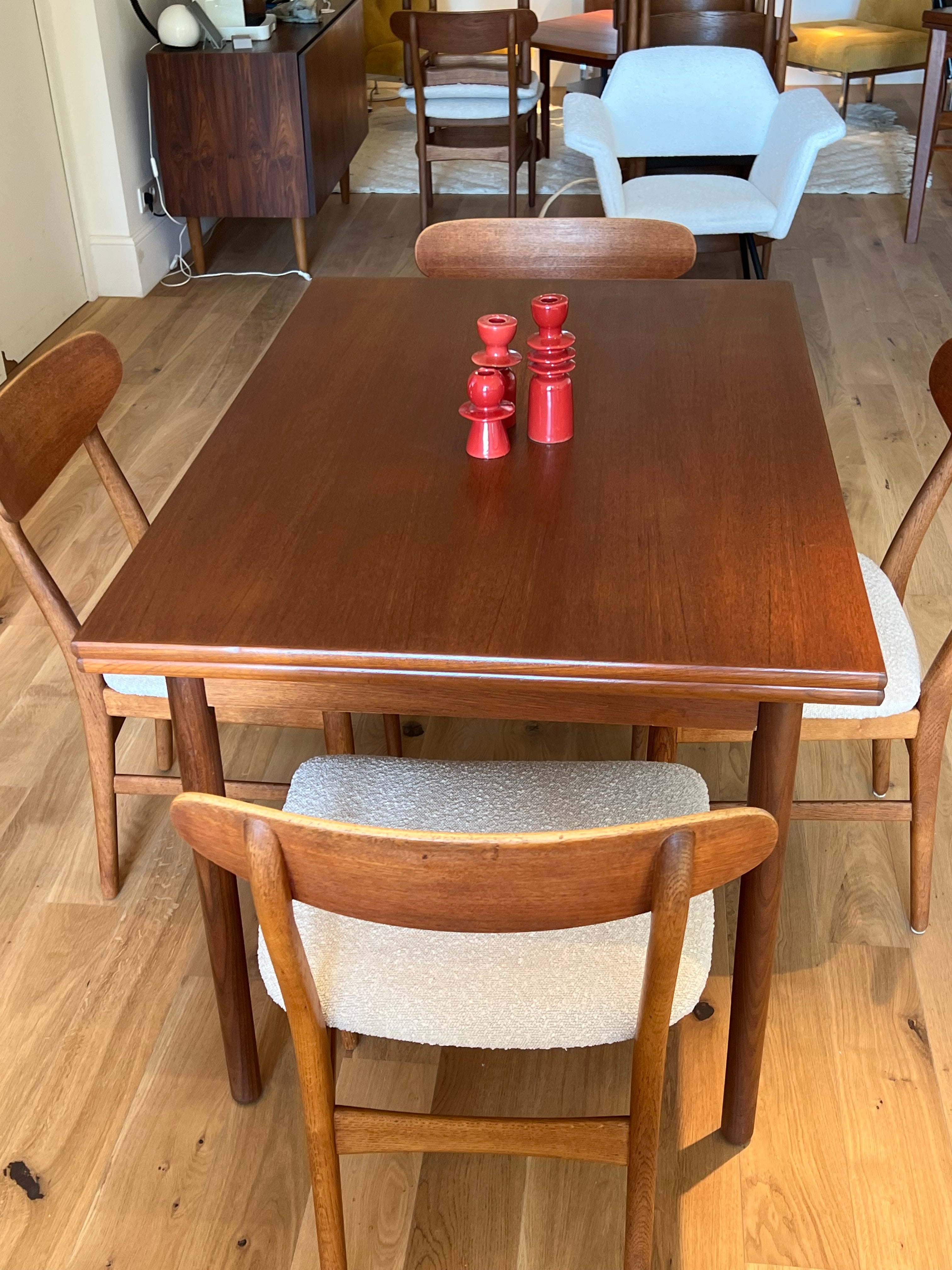 Table de salle à manger vintage scandinave en teck "Asta"