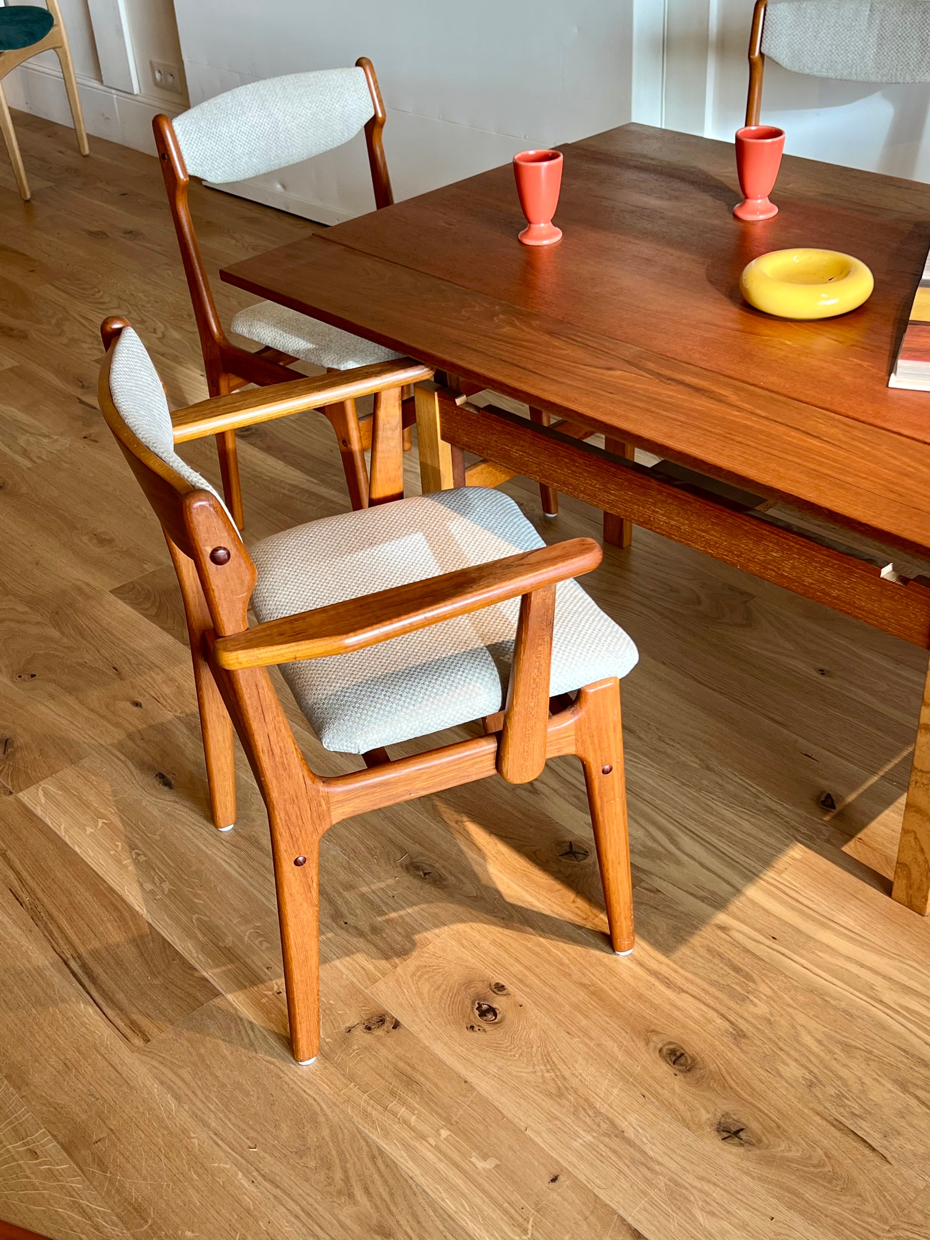 Table scandinave vintage modulable  « Rikke »