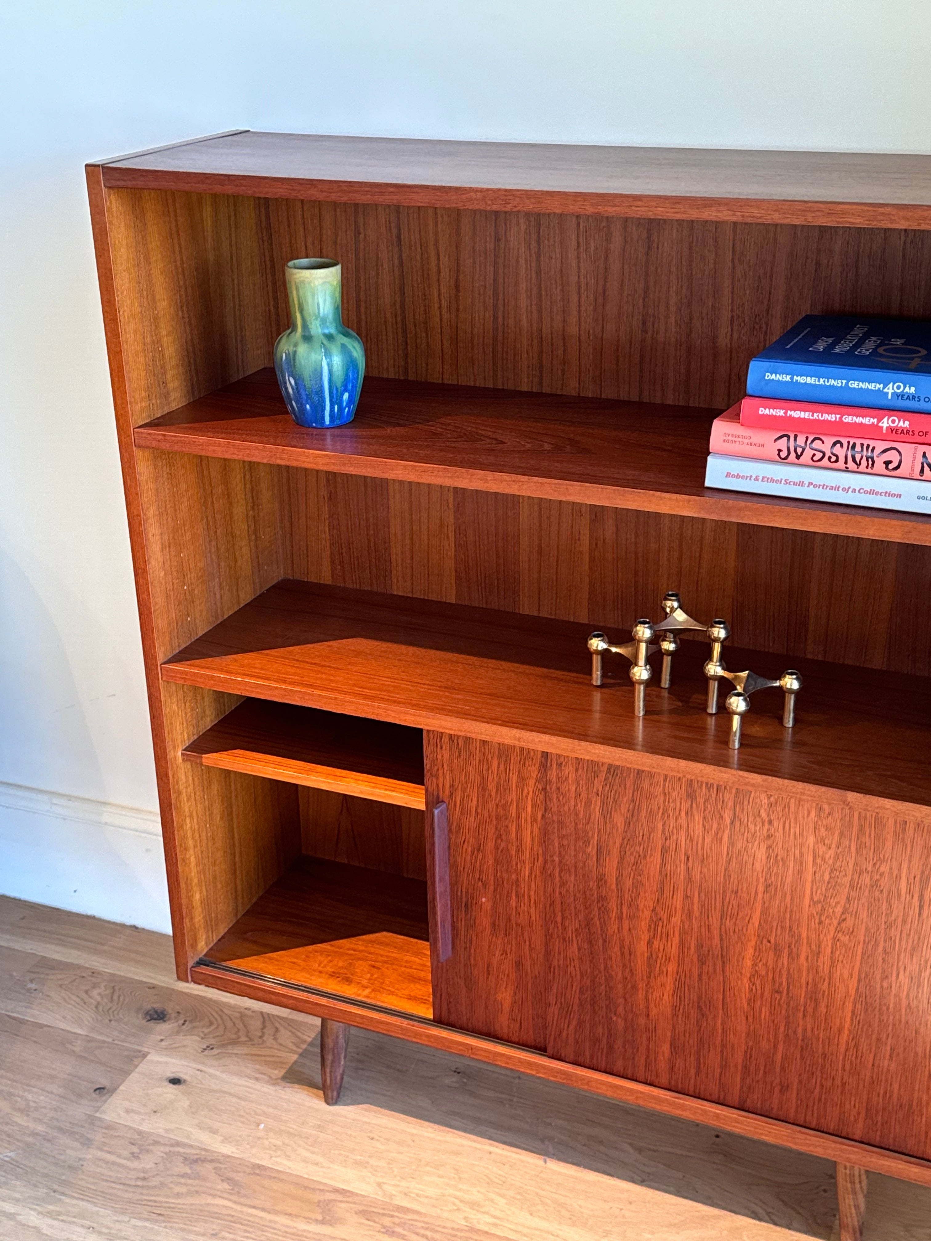 Bibliothèque scandinave vintage en teck "Mads"