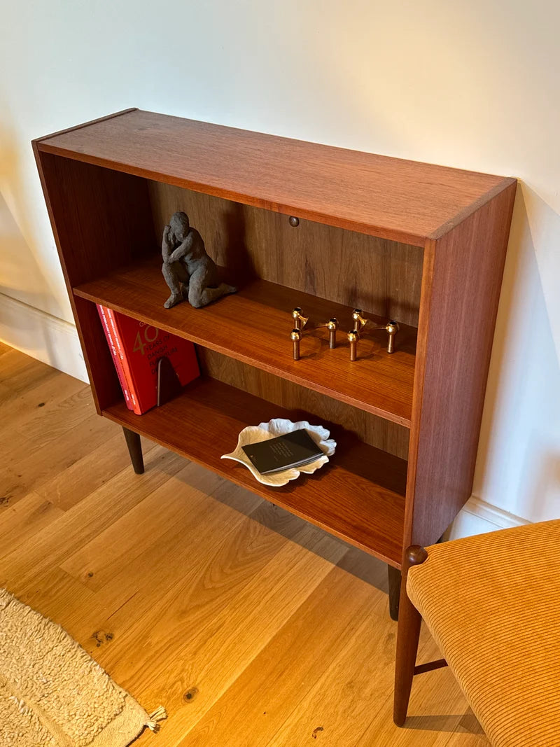 Bibliothèque basse scandinave vintage en teck « Ellen »