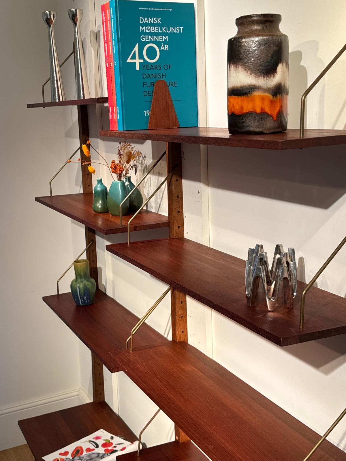 Bibliothèque scandinave vintage "Alva" en teck